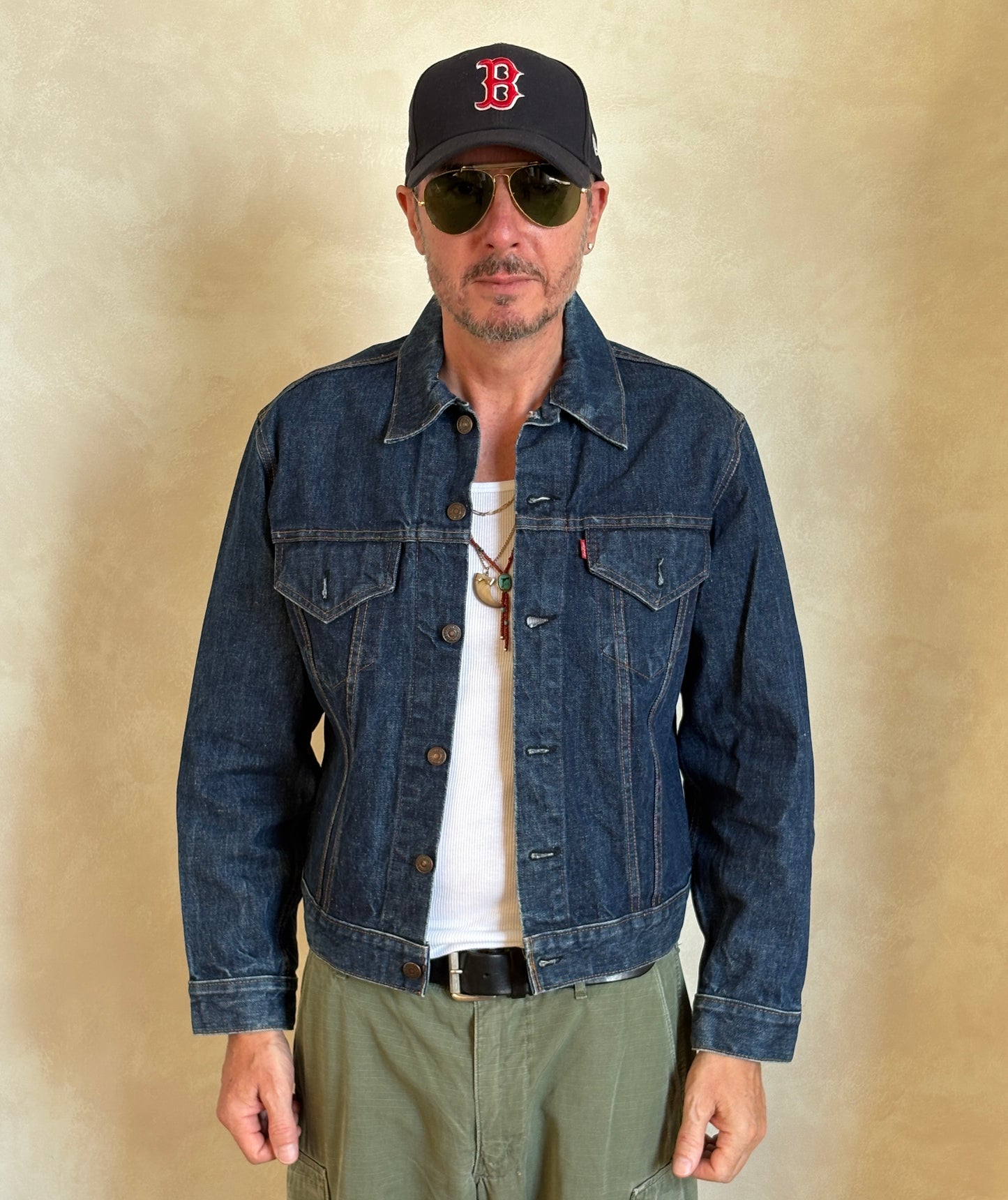 Size 42US / 52EU . Vintage 70s Levis jacket Made in USA.