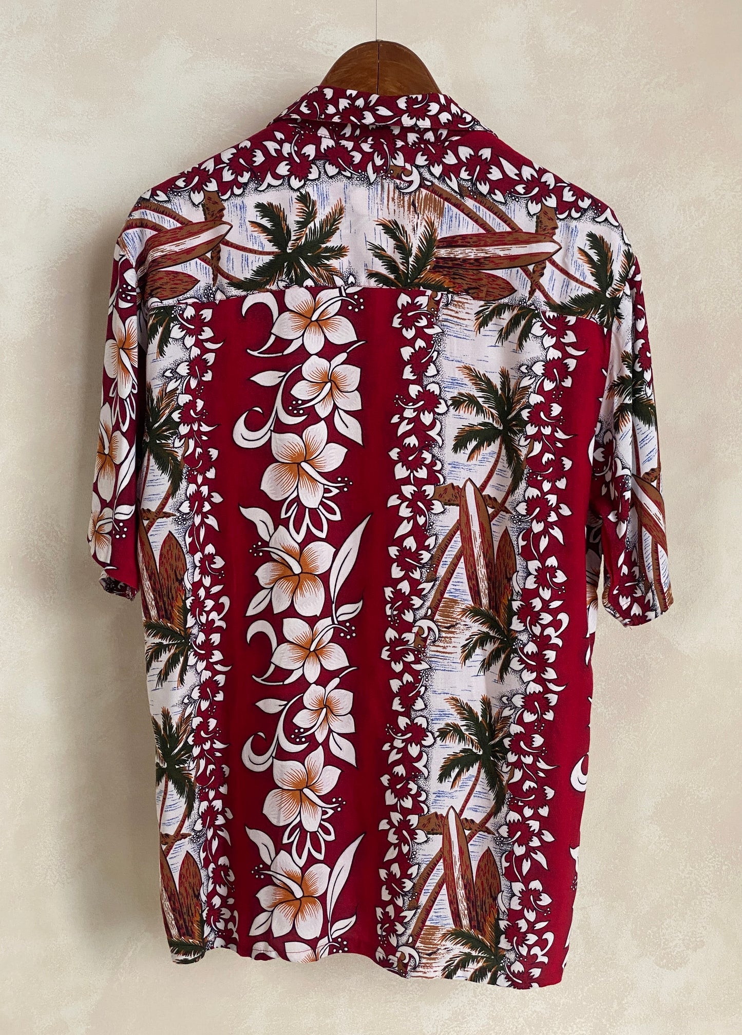 Size Small. Vintage 90s Hawaiian shirt
