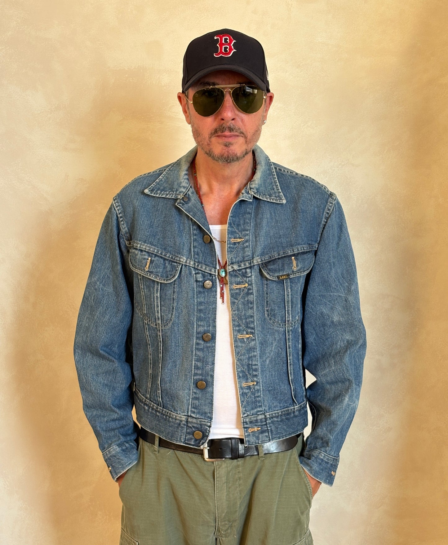 Size 42-44US / 52-54EU.Vintage 70s Lee Union Made Denim Shirt – 2 Pockets – Made in USA