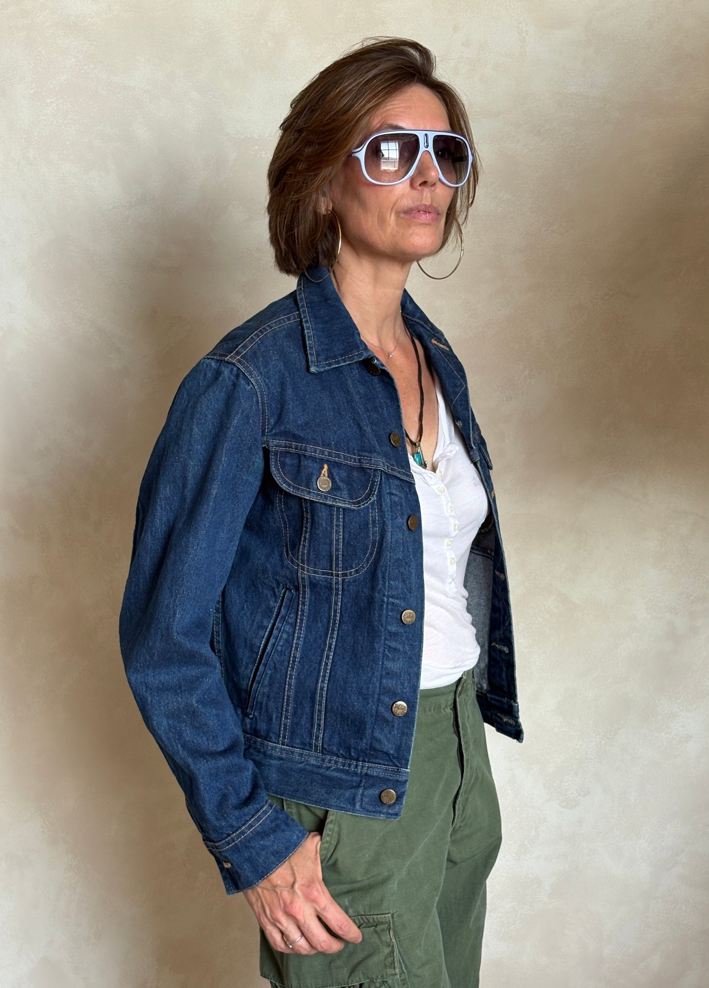 Size 34US / 44EU . Vintage 80s Lee Denim Jacket – 4 Pockets – Made in USA