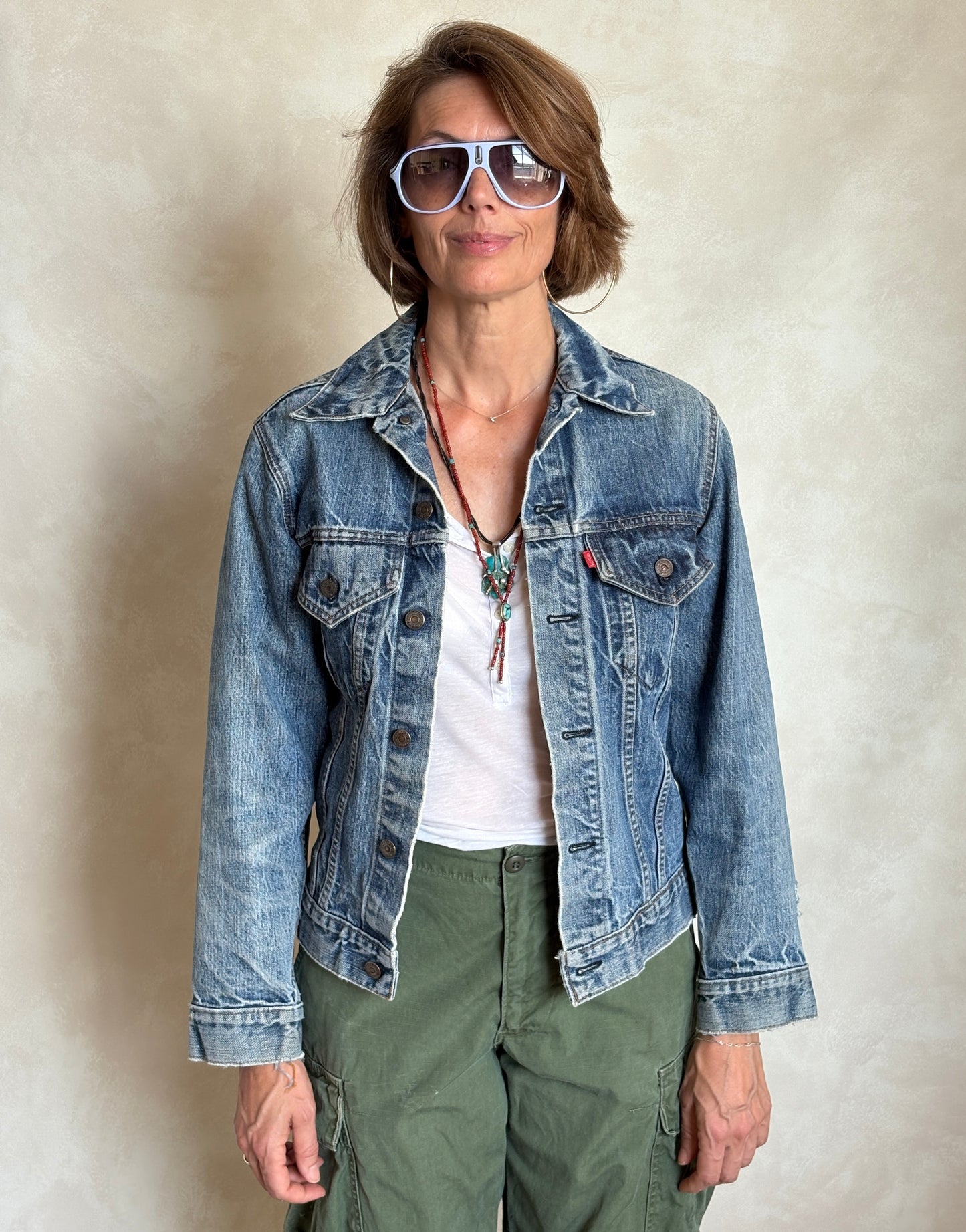 Size 36US / 46EU .Vintage 70s Levi’s Denim Jacket – 2 Pockets – Made in USA