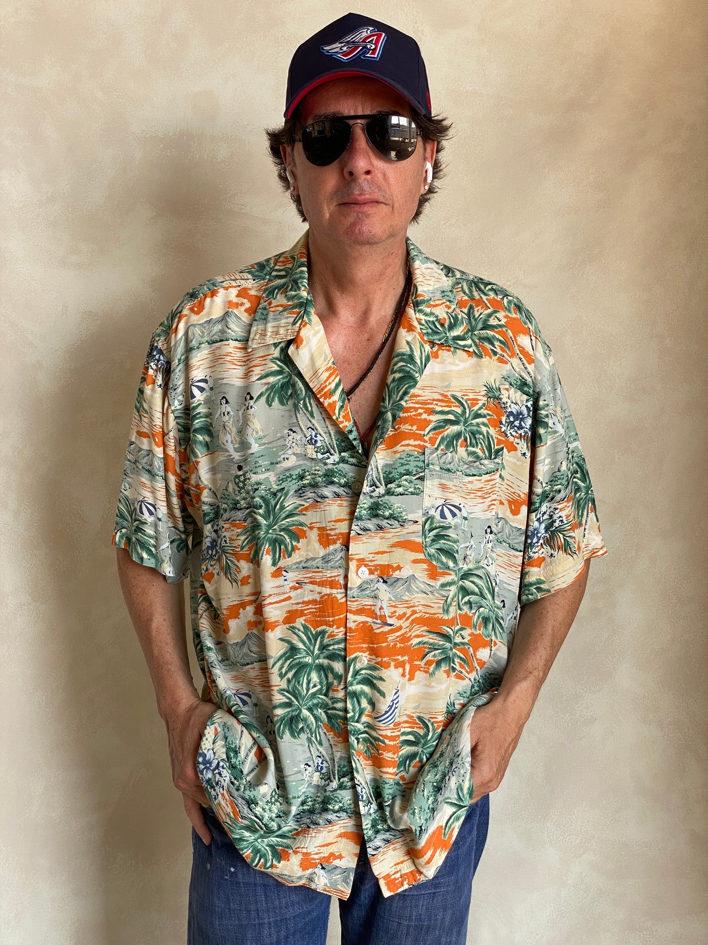 Size Large. Vintage 90s Rayon Hawaiian shirt by American Eagle