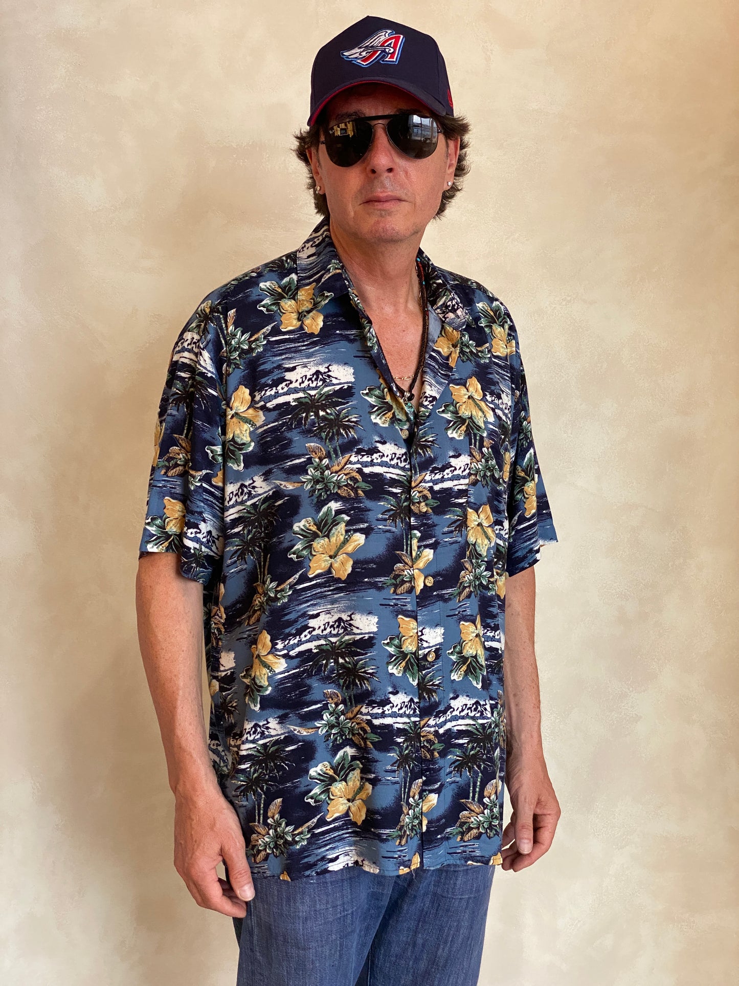Size Large. Vintage 90s Rayon Hawaiian shirt by Natural Issue