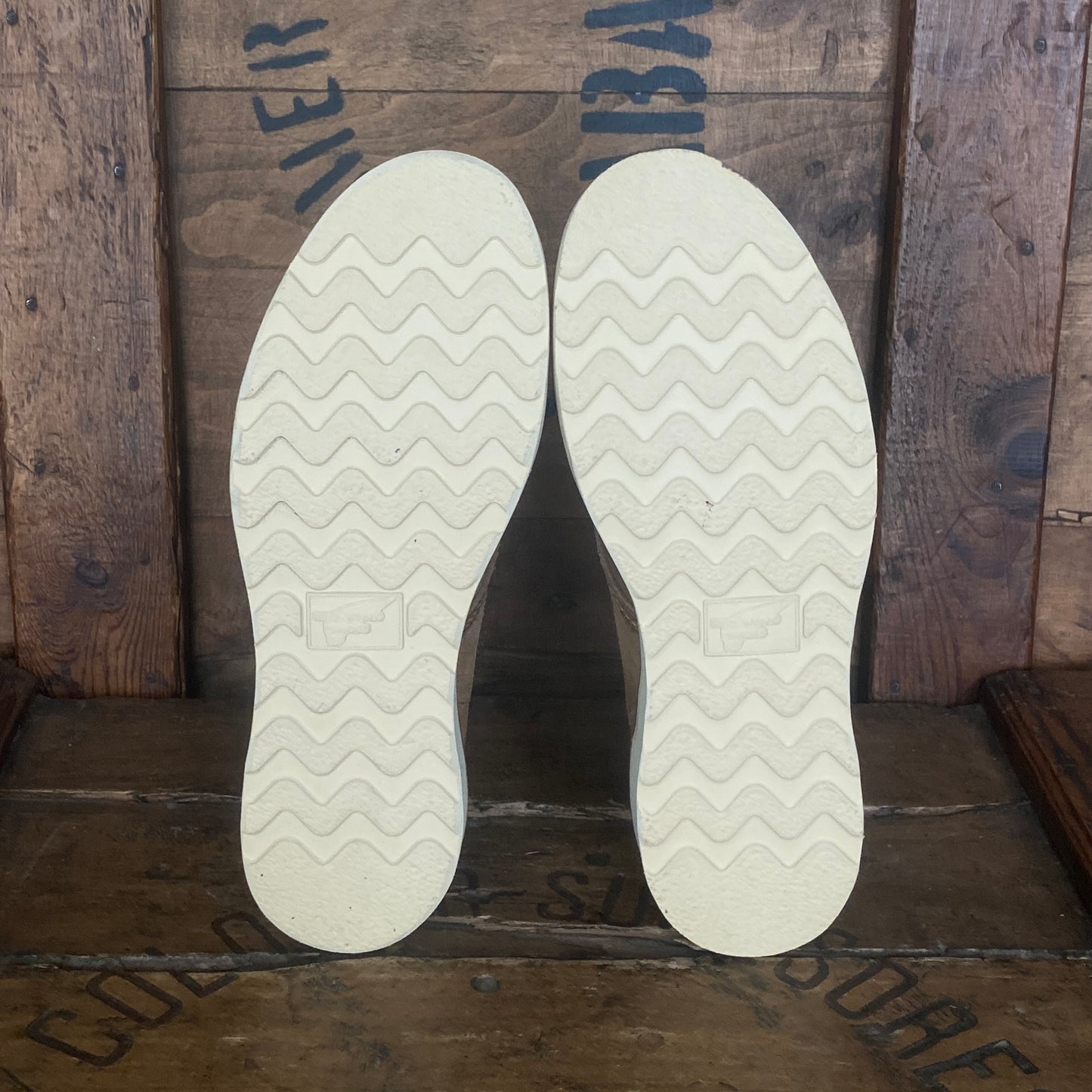 Sz 7.5D (40 EU ) R W 8181 round toe Hawthorne Muleskinners ( Second )