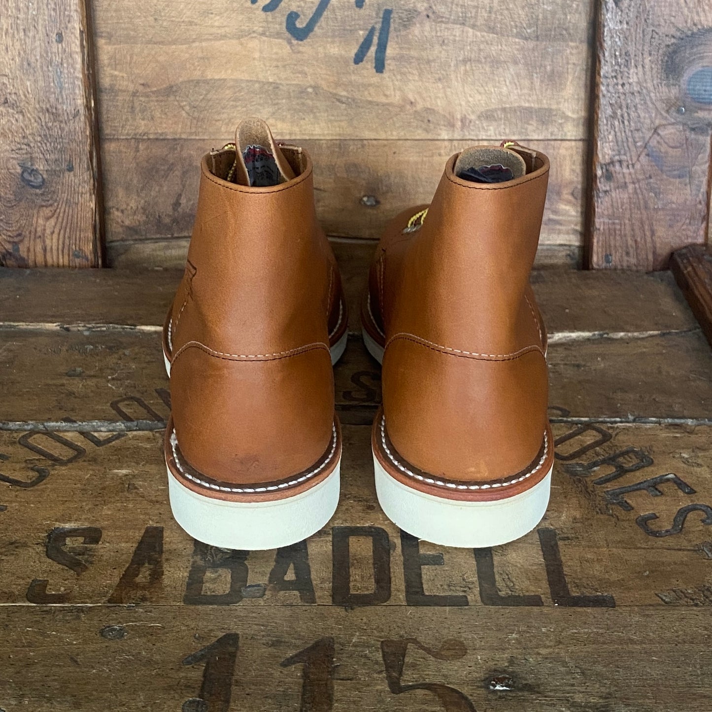 Size 8 D (41 EU ) Red Wing Heritage Classic Round Toe 9107 ( Second )