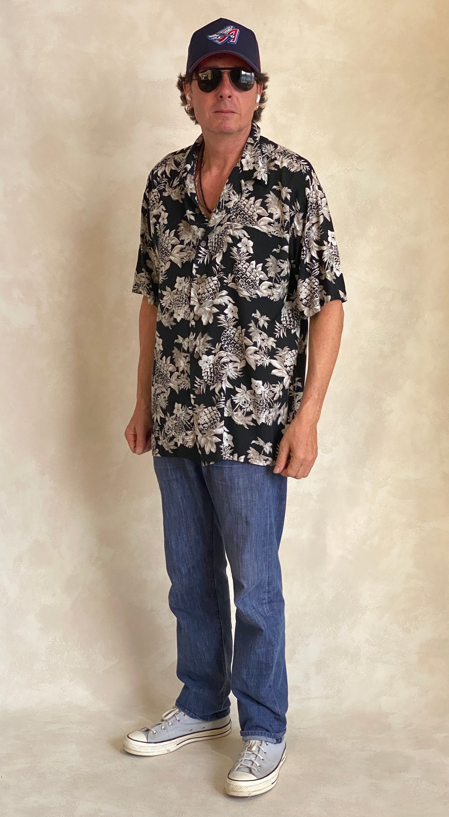 Size Large. Vintage 90s Rayon Hawaiian shirt