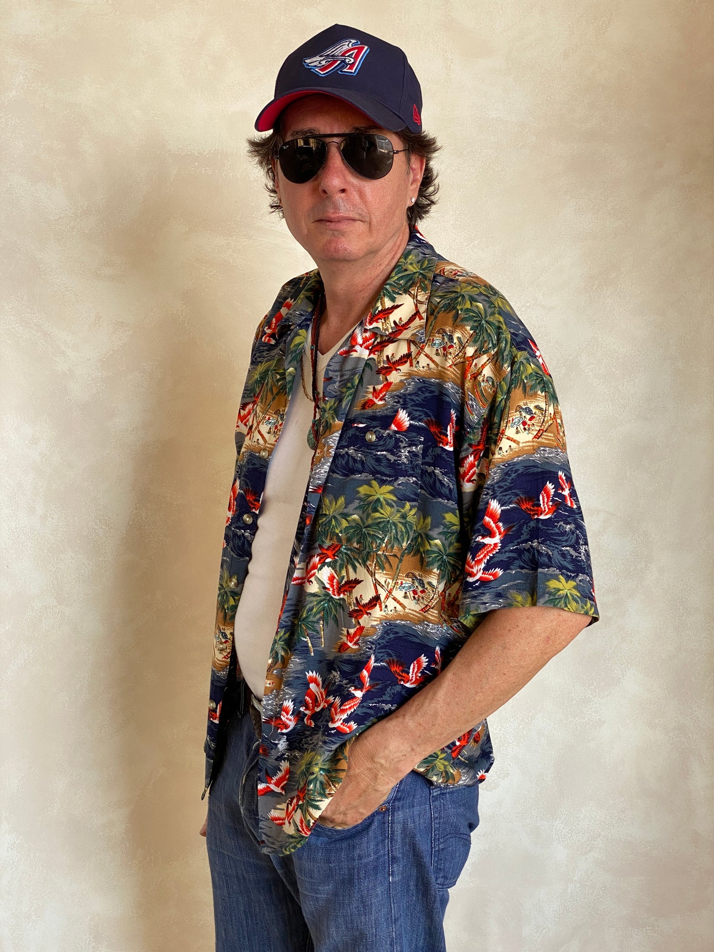 Size L. Vintage 90s polyester thin Hawaiian shirt