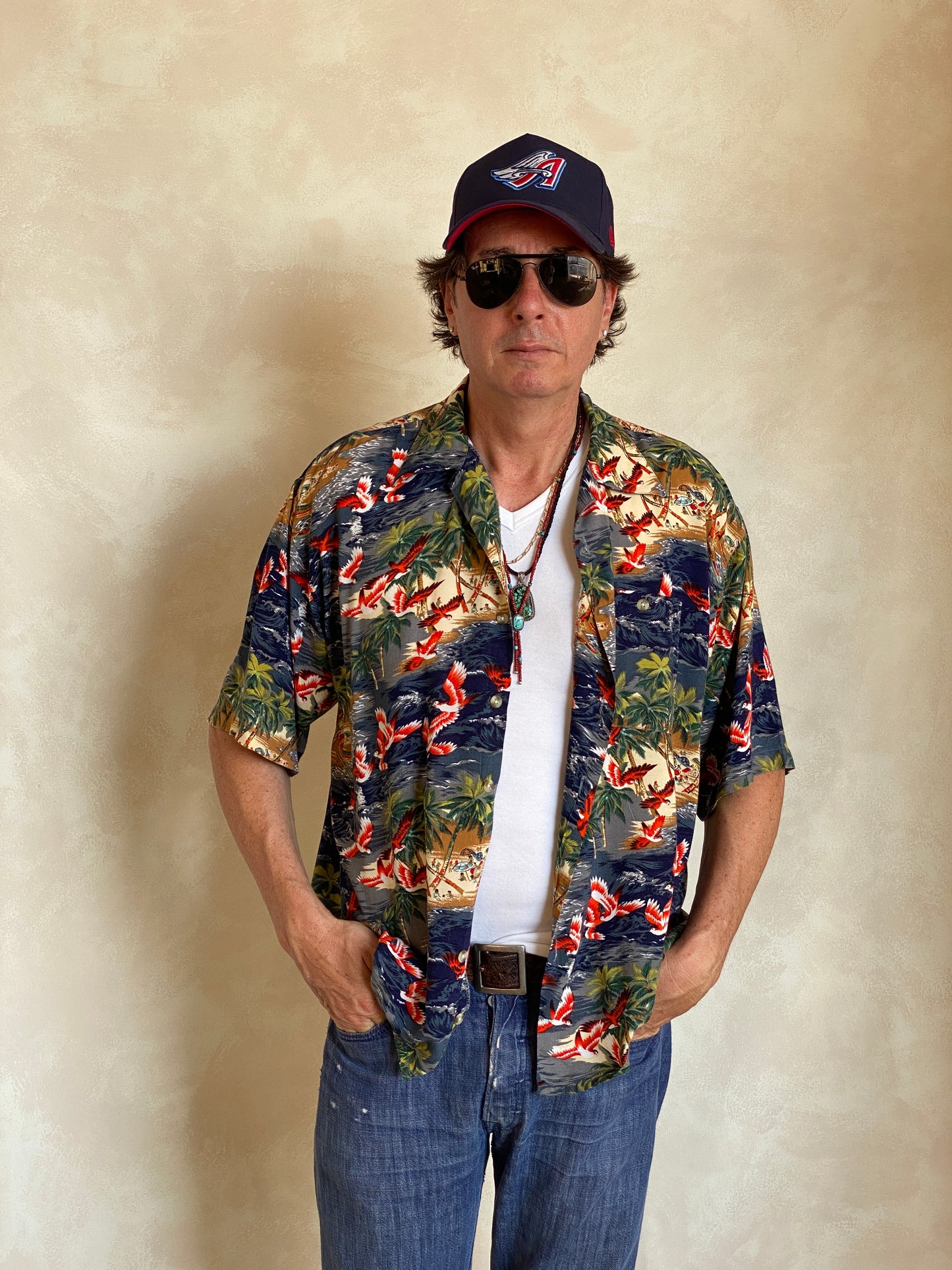 Size L. Vintage 90s polyester thin Hawaiian shirt