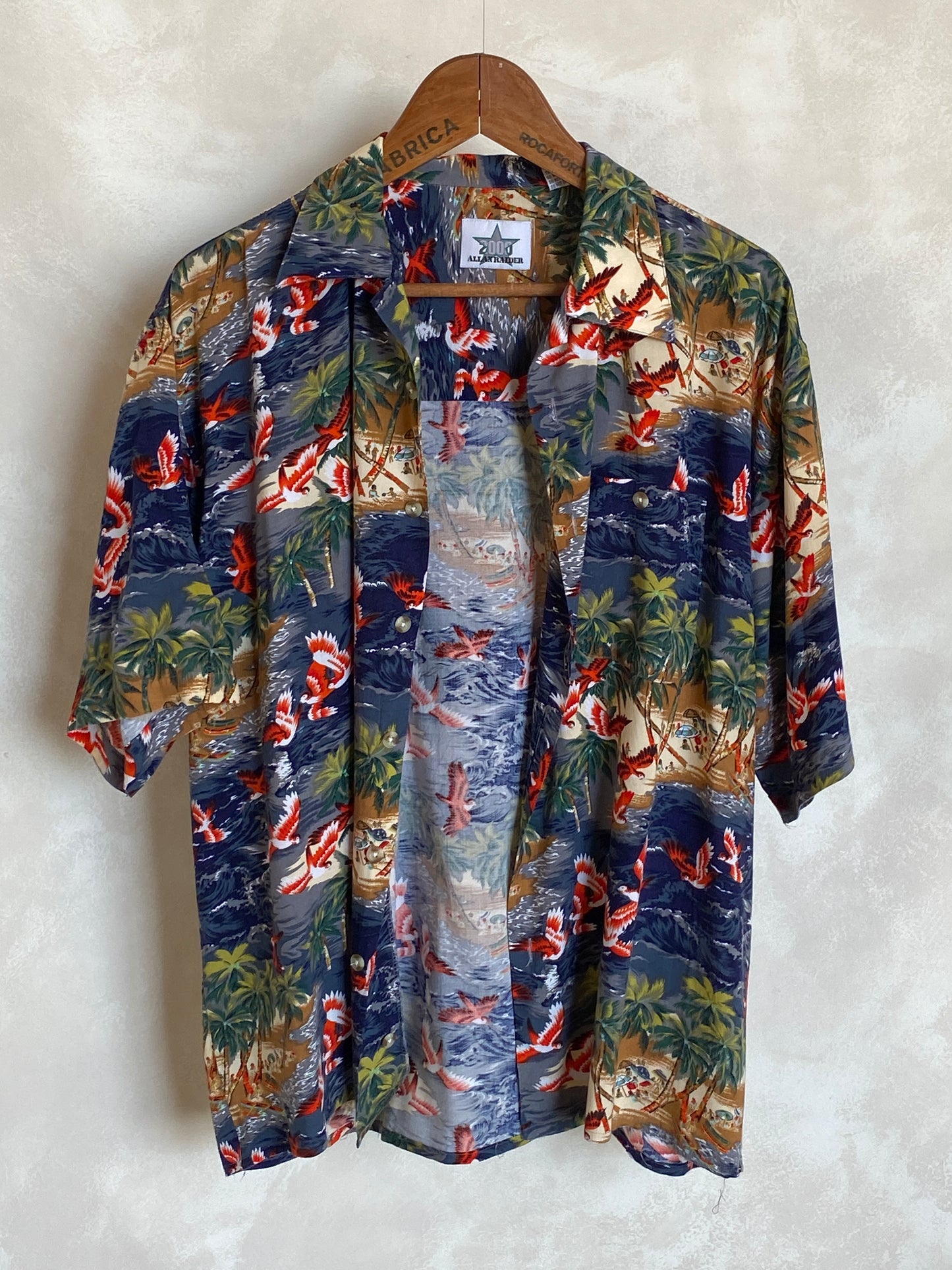 Size L. Vintage 90s polyester thin Hawaiian shirt