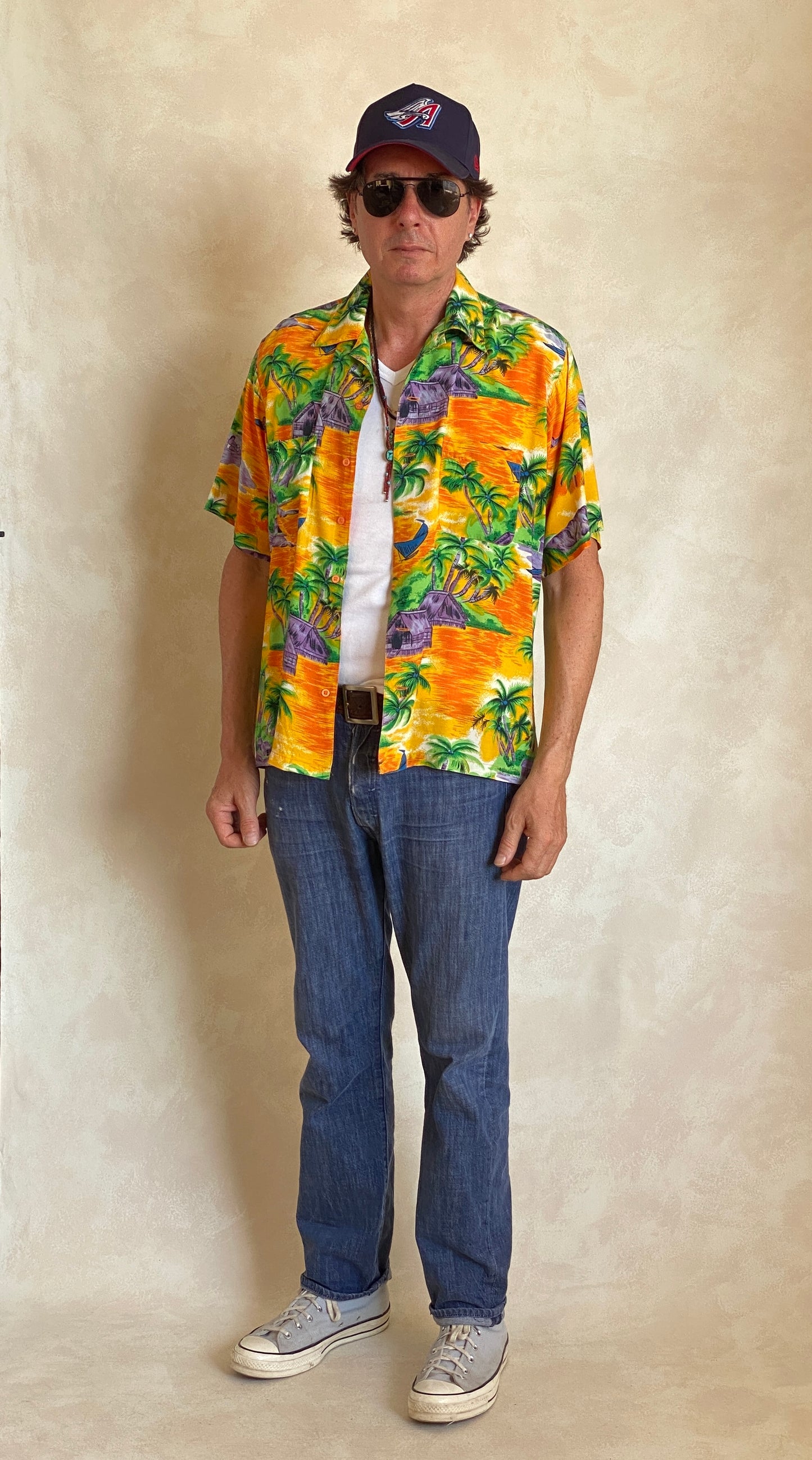 Size L. Vintage 90s Rayon Hawaiian shirt