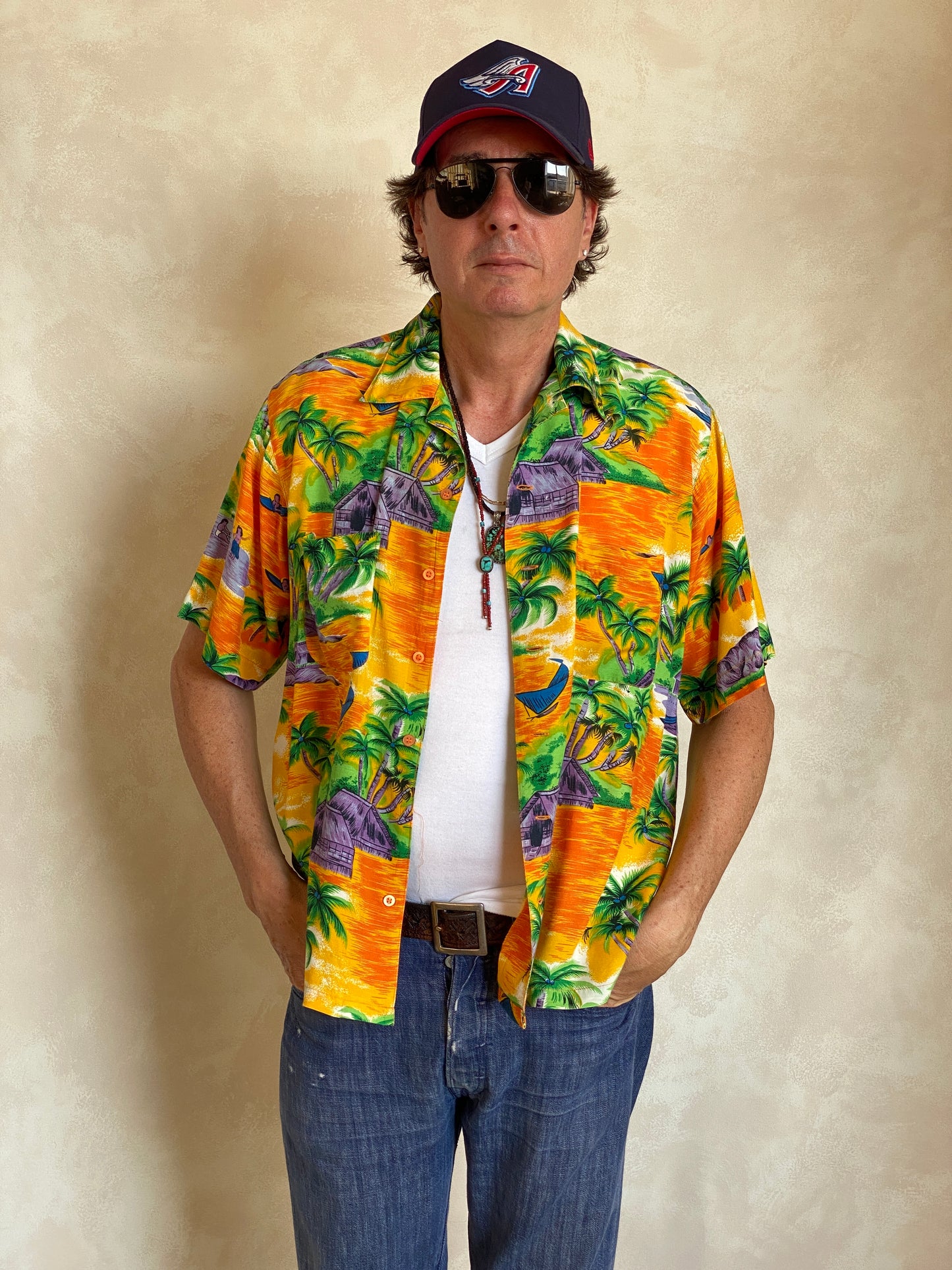 Size L. Vintage 90s Rayon Hawaiian shirt