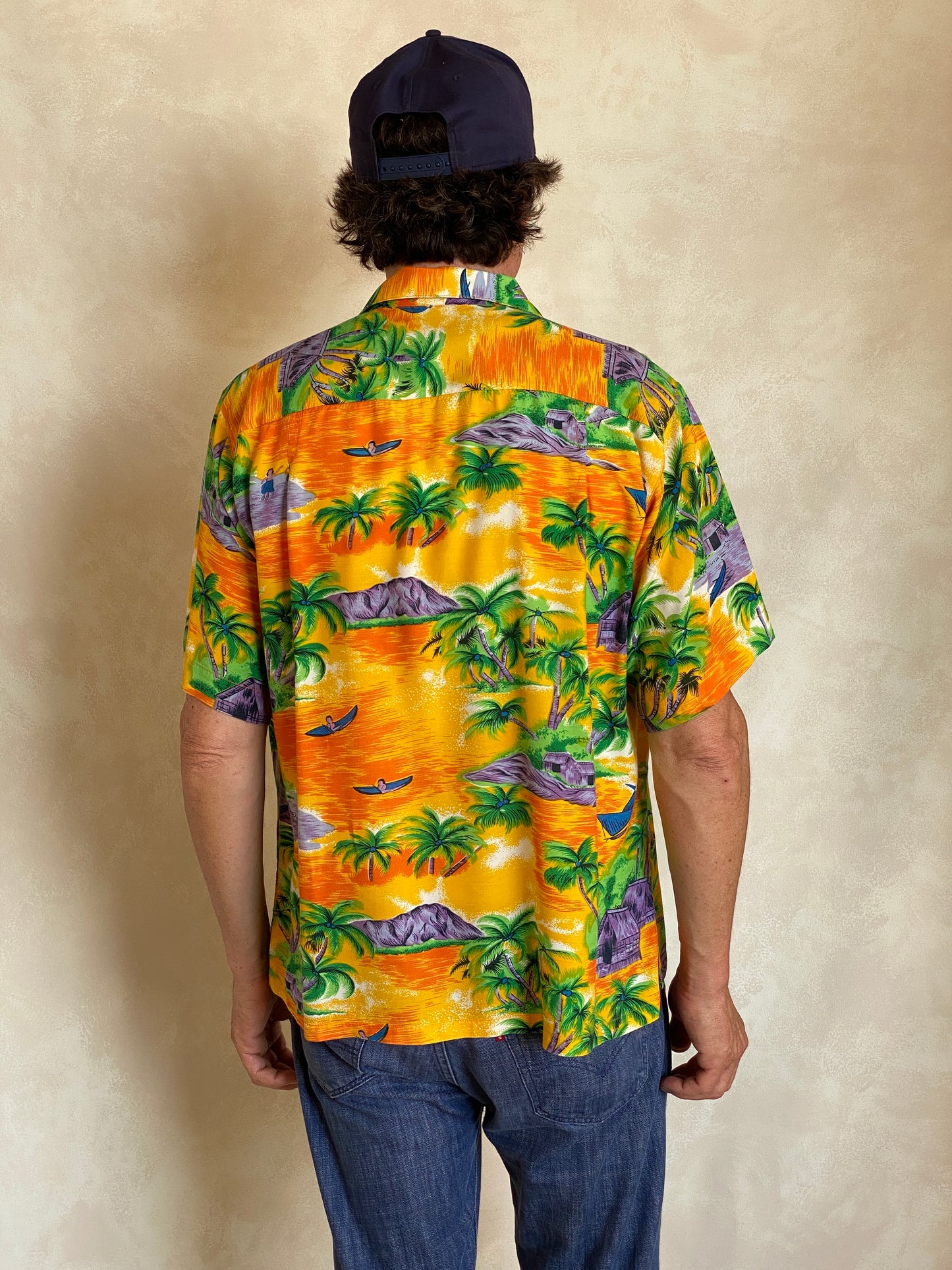 Size L. Vintage 90s Rayon Hawaiian shirt
