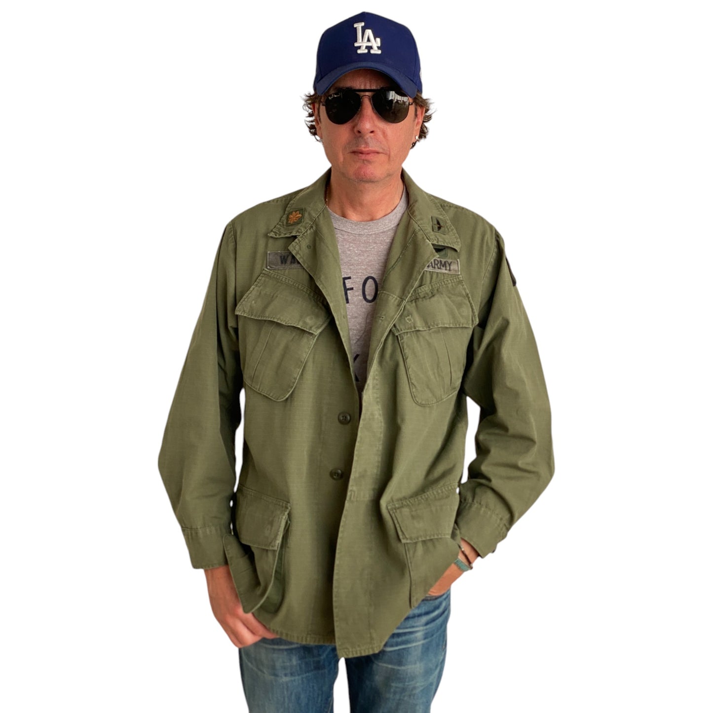 Med Reg. Authentic 1970 US Army Vintage Vietnam jungle jacket..