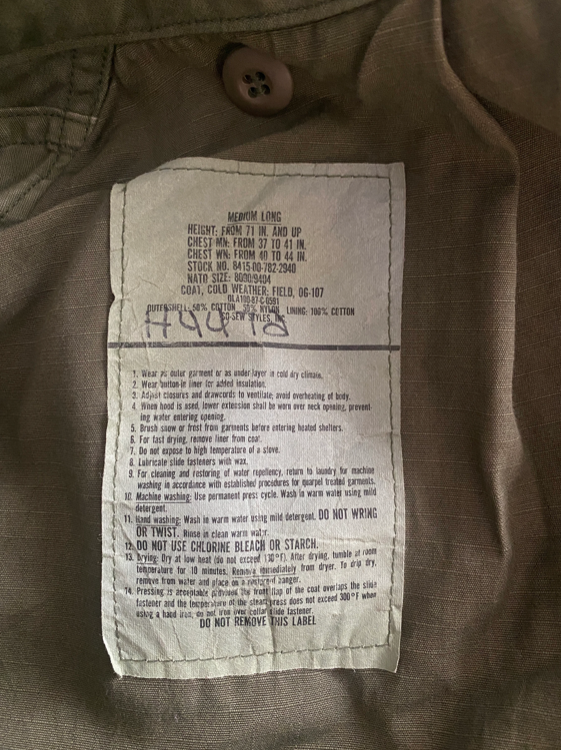 Medium Long . Authentic 1987 US Army Vintage M-65 field jacket Military