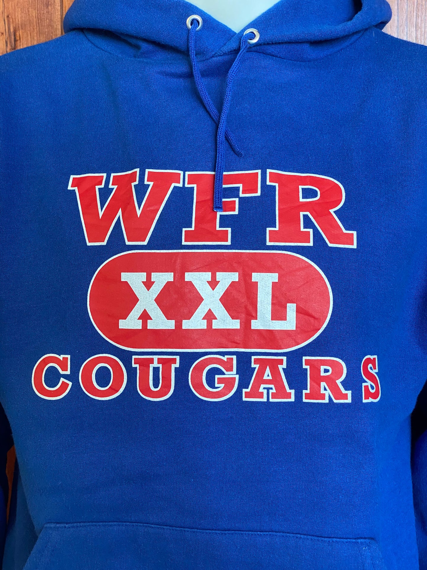 Vintage hooded sweatshirt by Jerzees, size M - Classic comfort and style for your wardrobe.