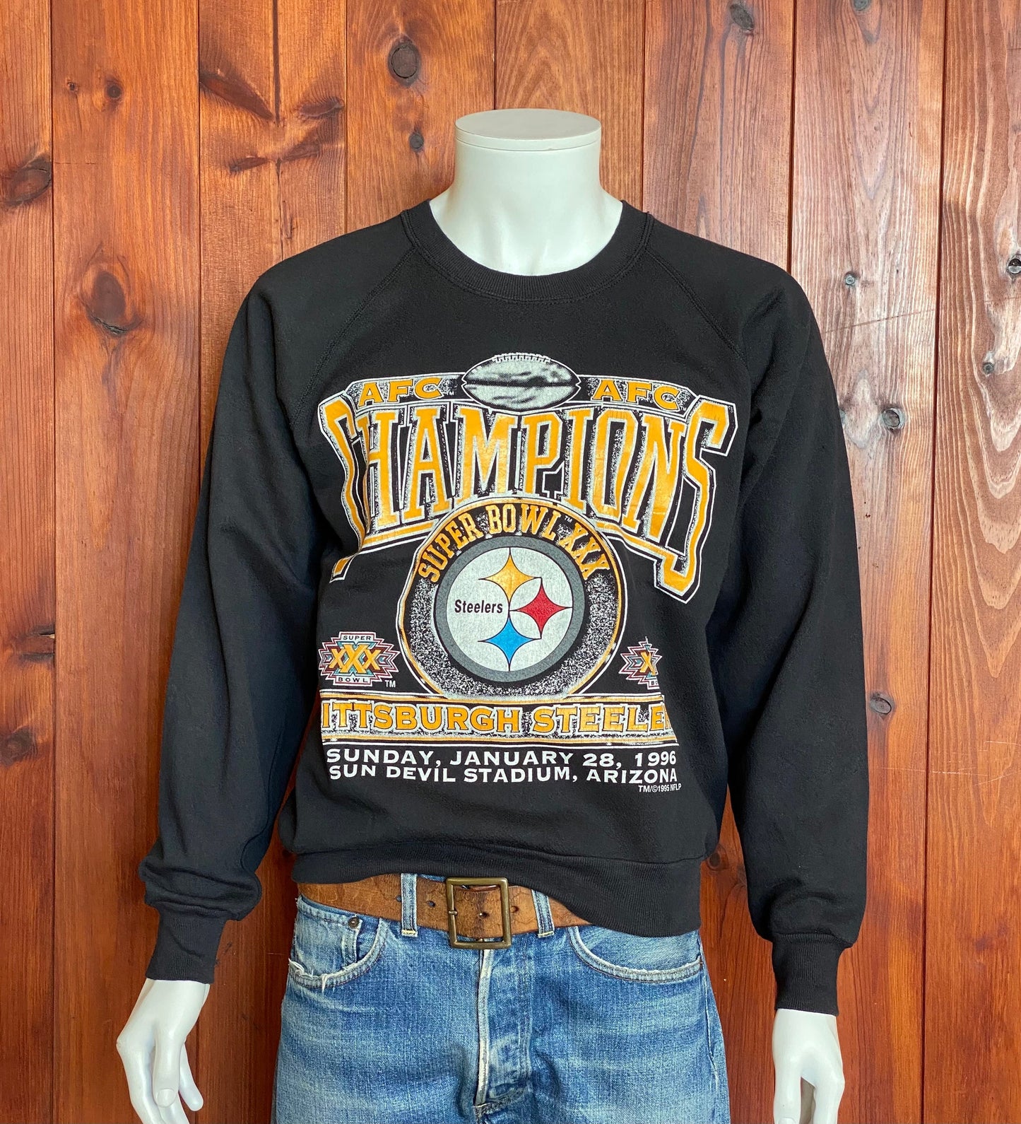 Size L. Made InUSA 1996 Champion Superbowl XXX Pittsburgh Steelers sweatshirt