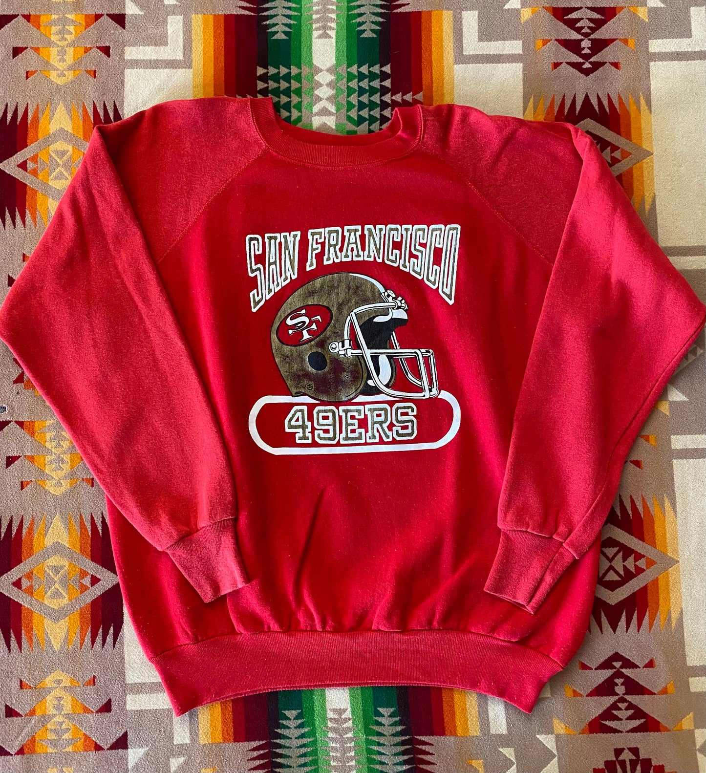 Size L. 50/50 Raglan Sleeve San Fransisco 49ERS 80s vintage sweatshirt