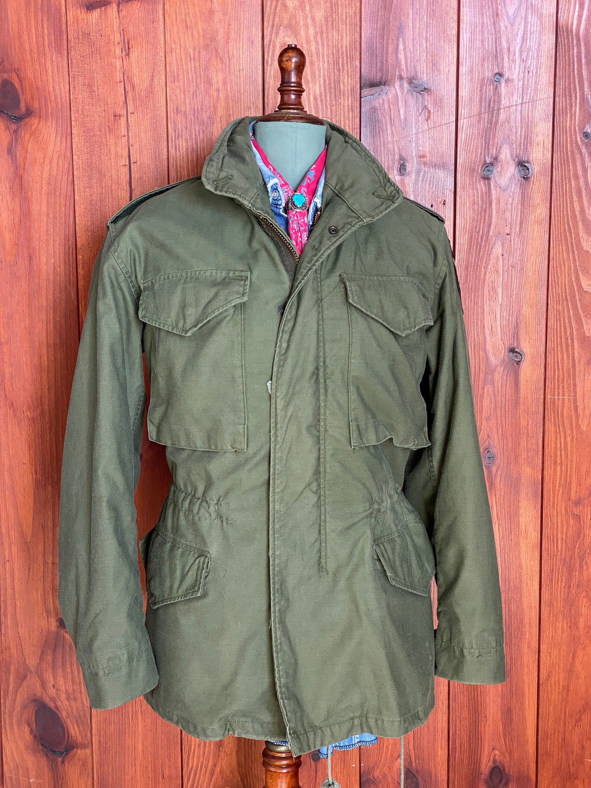 Original US Military 1981 Vintage M-65 Field Jacket | Classic Olive Green Military Apparel with Timeless Style and Durability
