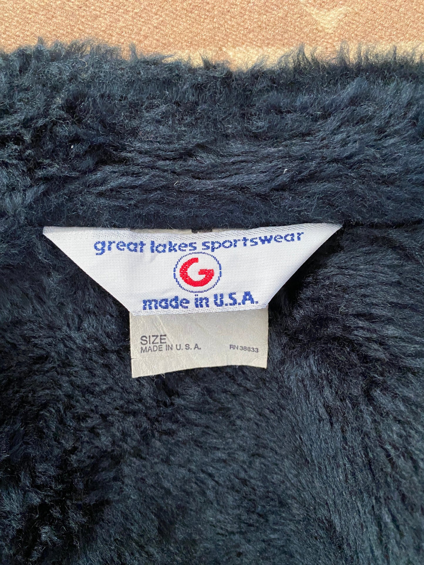 Size M. Vintage 70s nylon lined racing jacket Made In USA