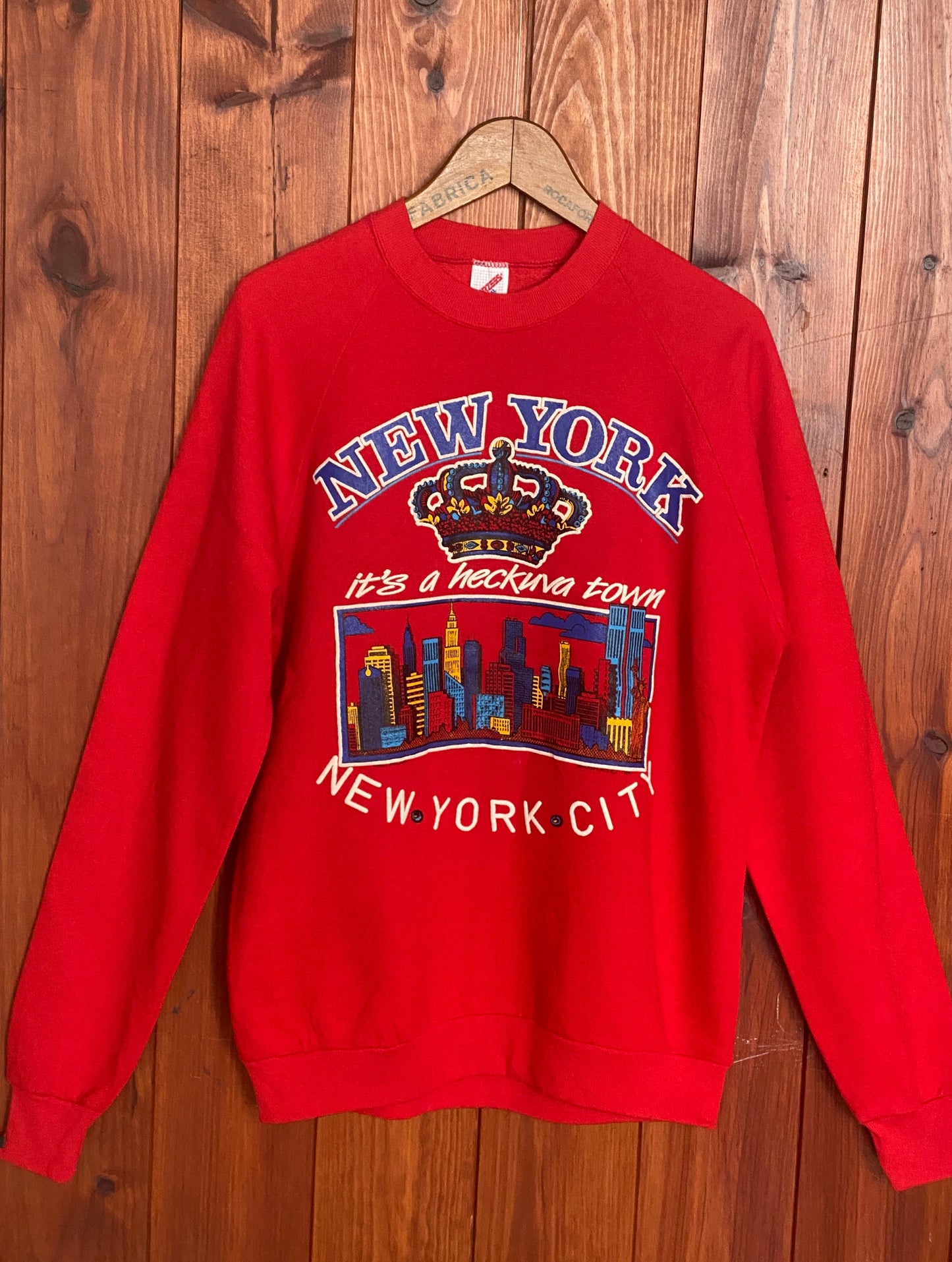 Size XL. New York 80s vintage sweatshirt made by Jerzees