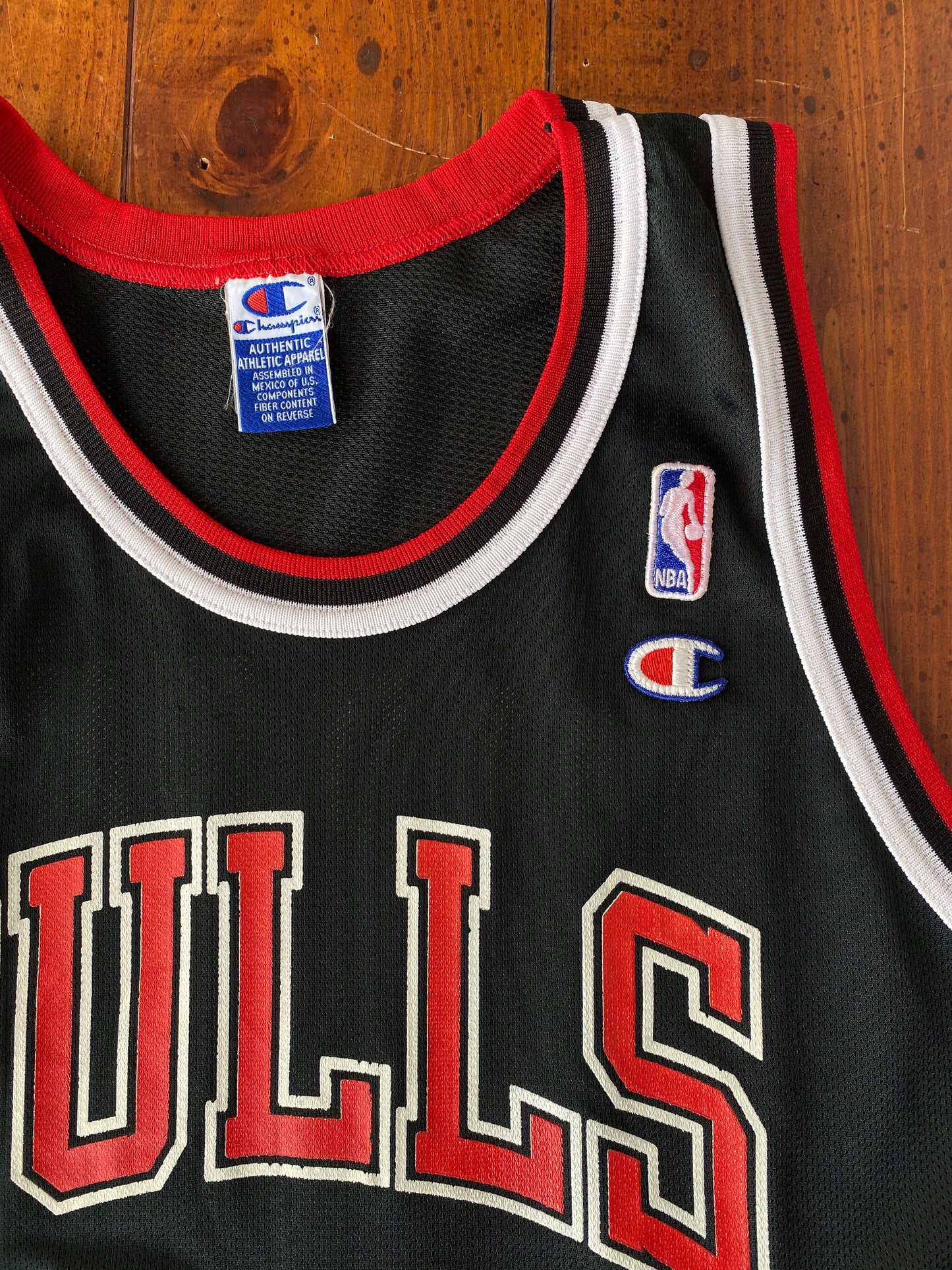 Size 48 Vintage 90s Chicago Bulls NBA Champion jersey, Pippen #33