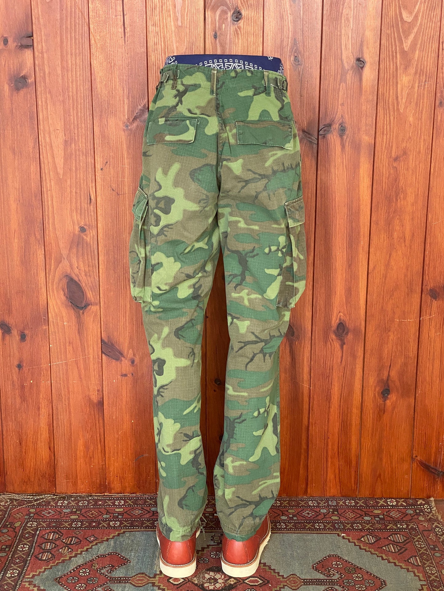 Small long. Authentic Vintage US Army 1978 Erld camouflage pants.