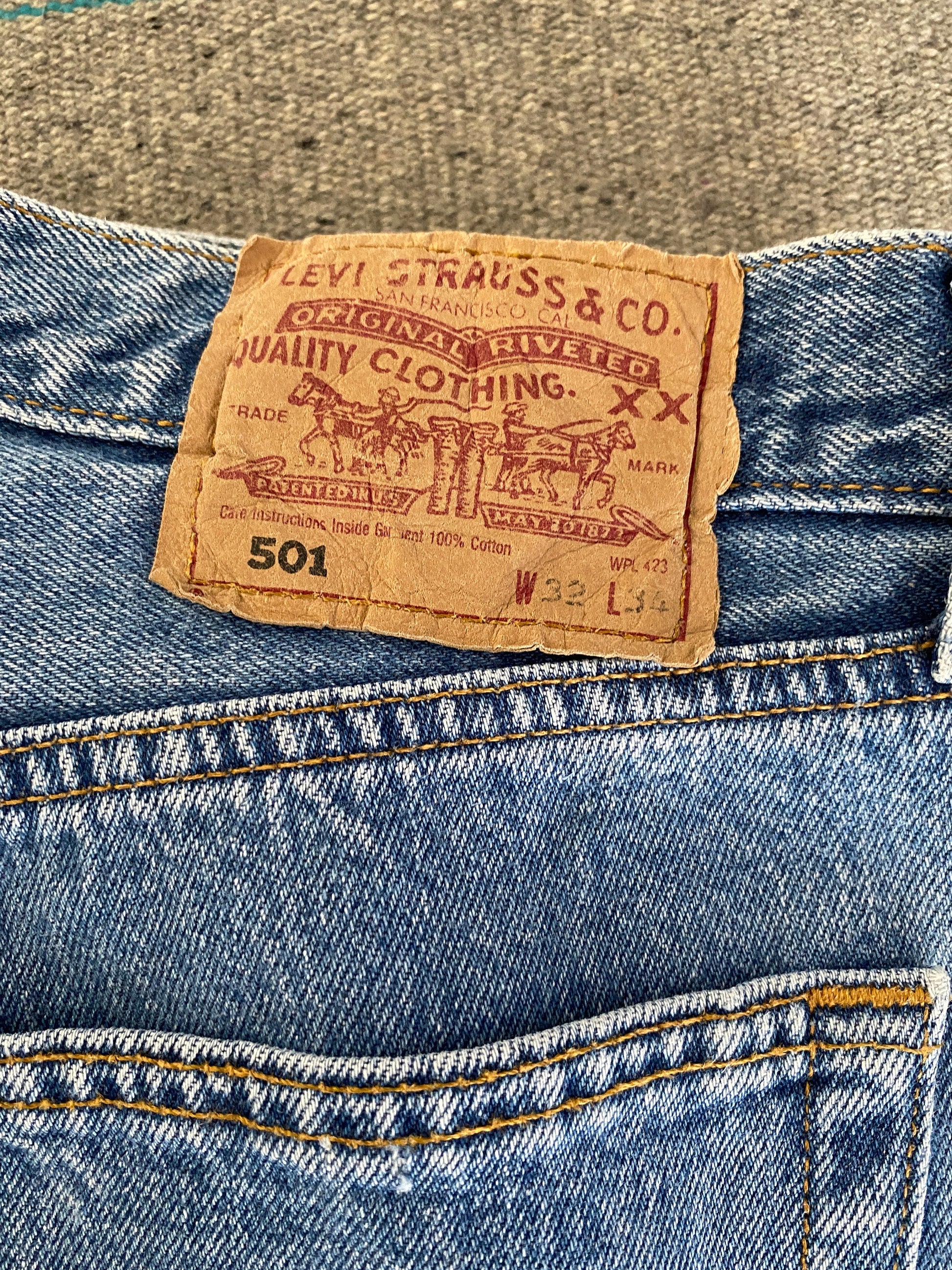 Levi's 501 Vintage Jeans Made in Mexico - Size 32x34 BLUE