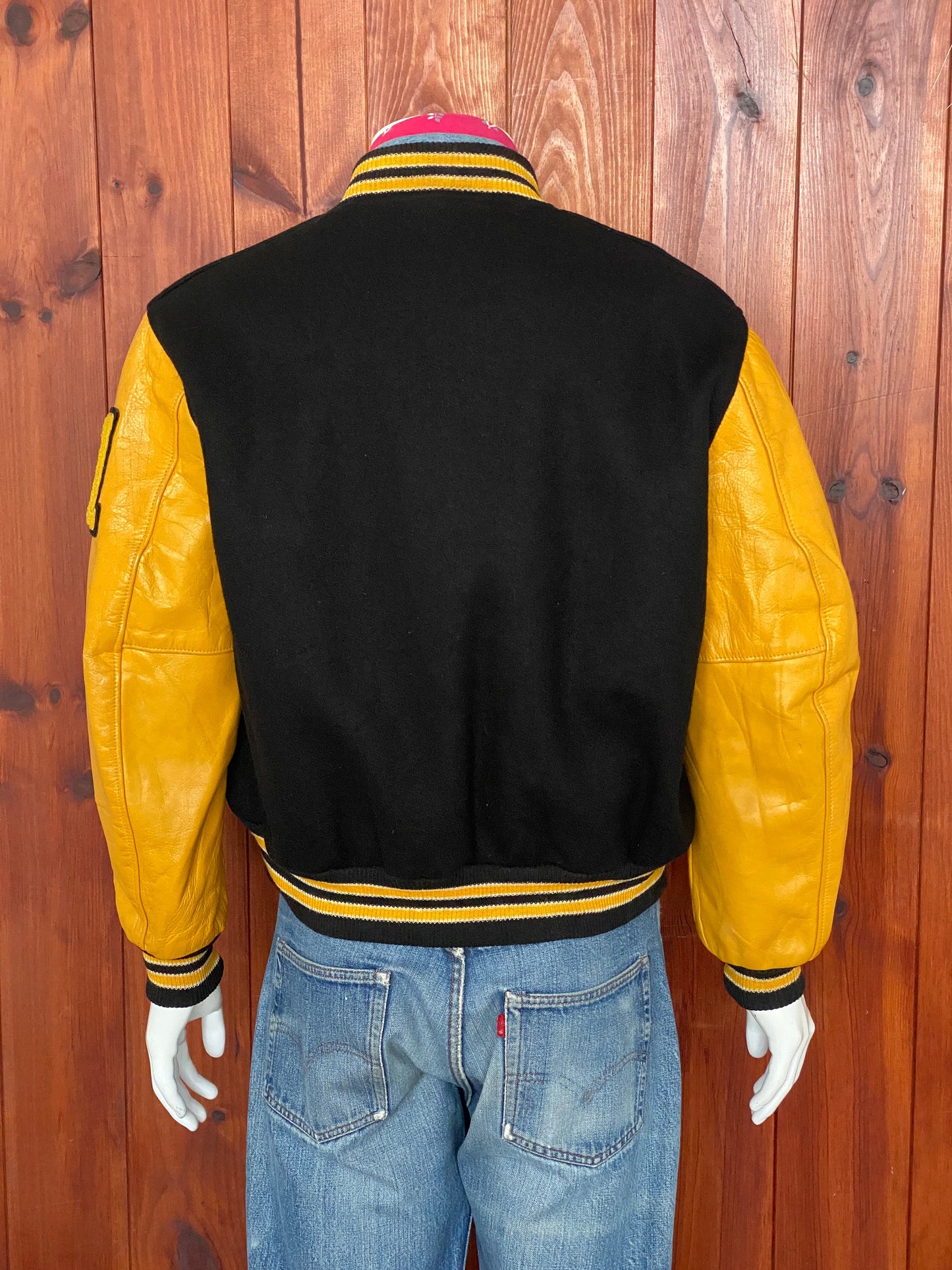 1971 Vintage Varsity Letterman Jacket with Leather Sleeves - Size 44 US (54 EU) | Made in USA | USA Vintage BCN