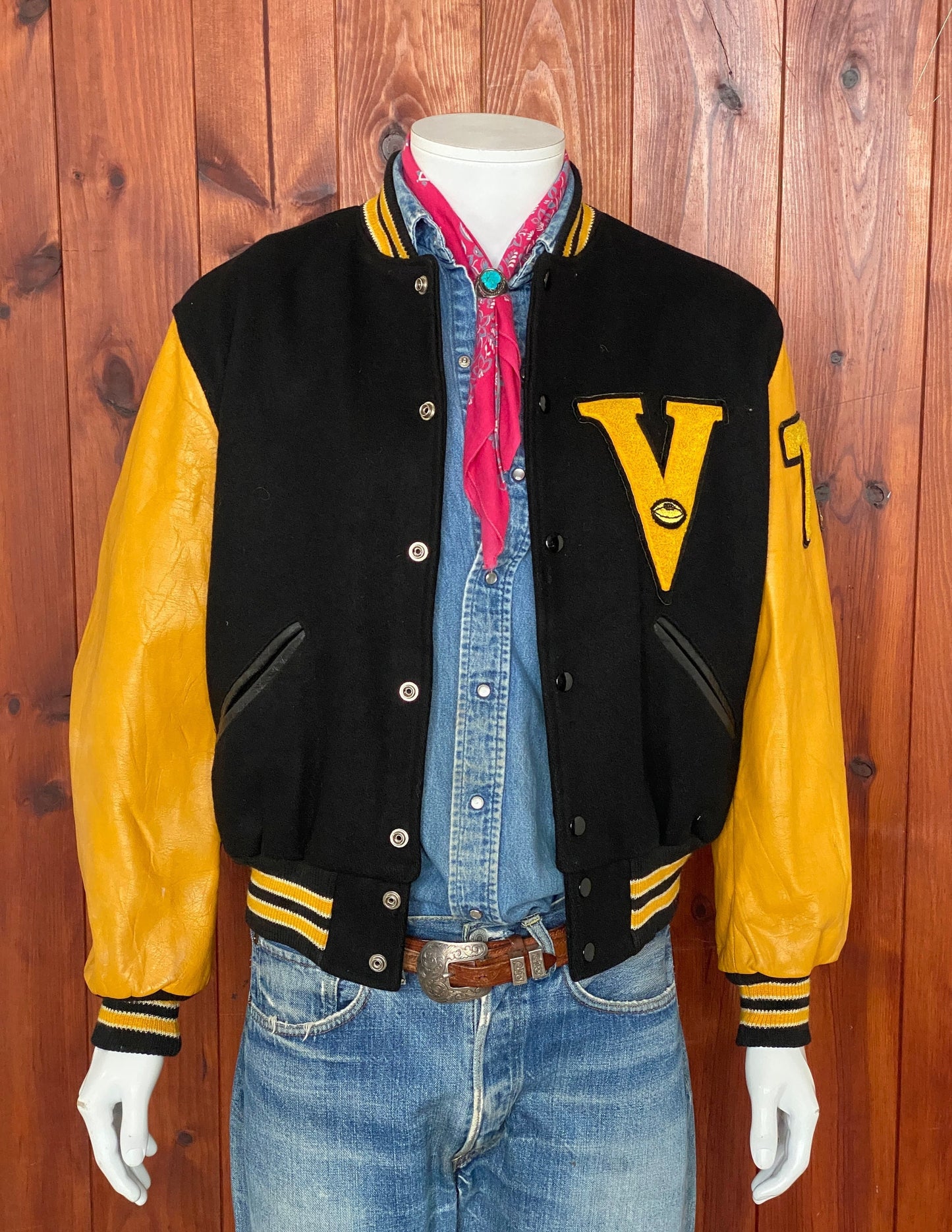 1971 Vintage Varsity Letterman Jacket with Leather Sleeves - Size 44 US (54 EU) | Made in USA | USA Vintage BCN