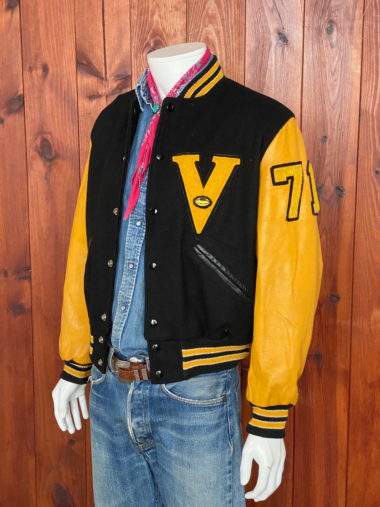 1971 Vintage Varsity Letterman Jacket with Leather Sleeves - Size 44 US (54 EU) | Made in USA | USA Vintage BCN