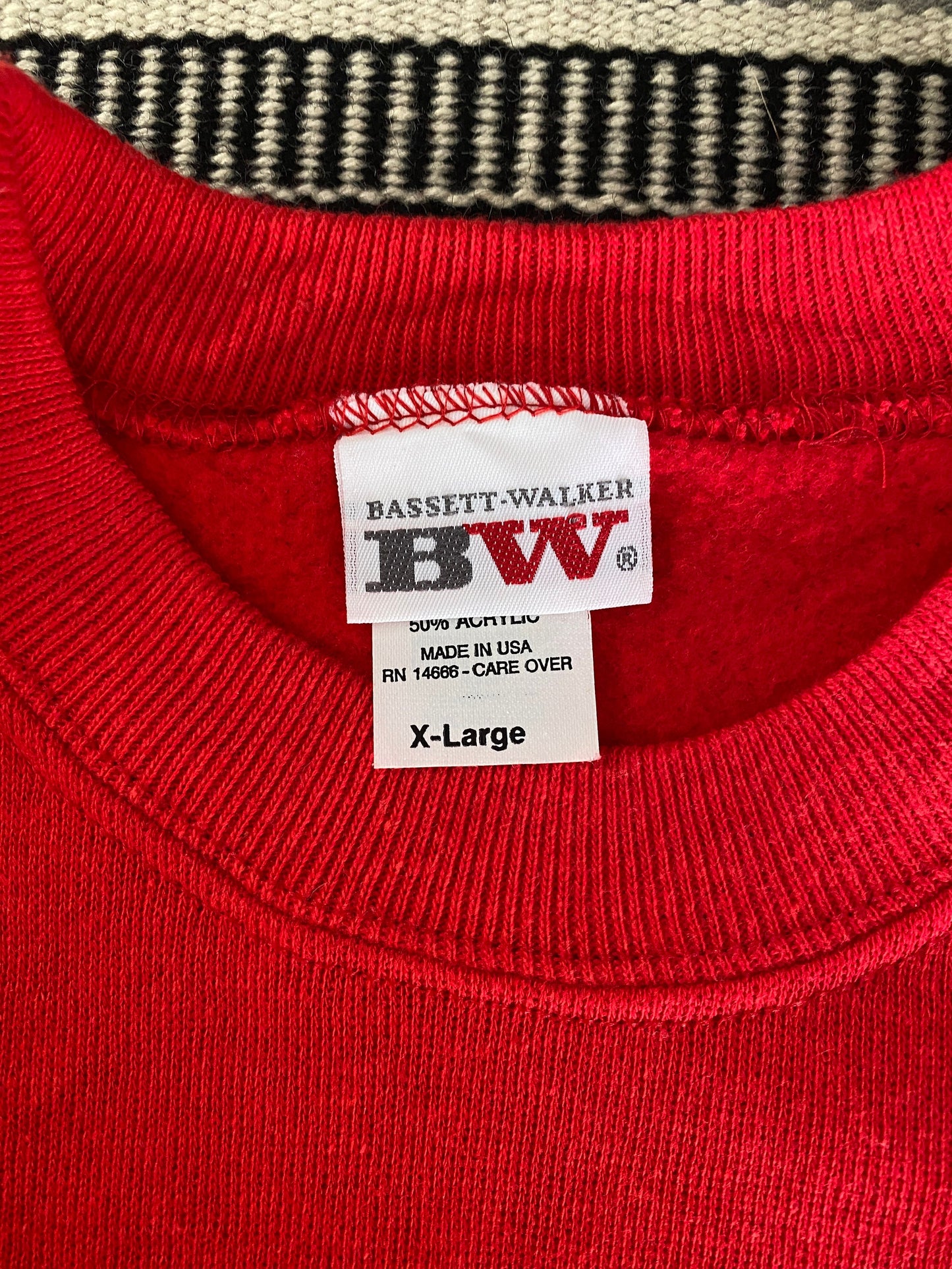 X Large. 80s Vintage sweatshirt Made In USA
