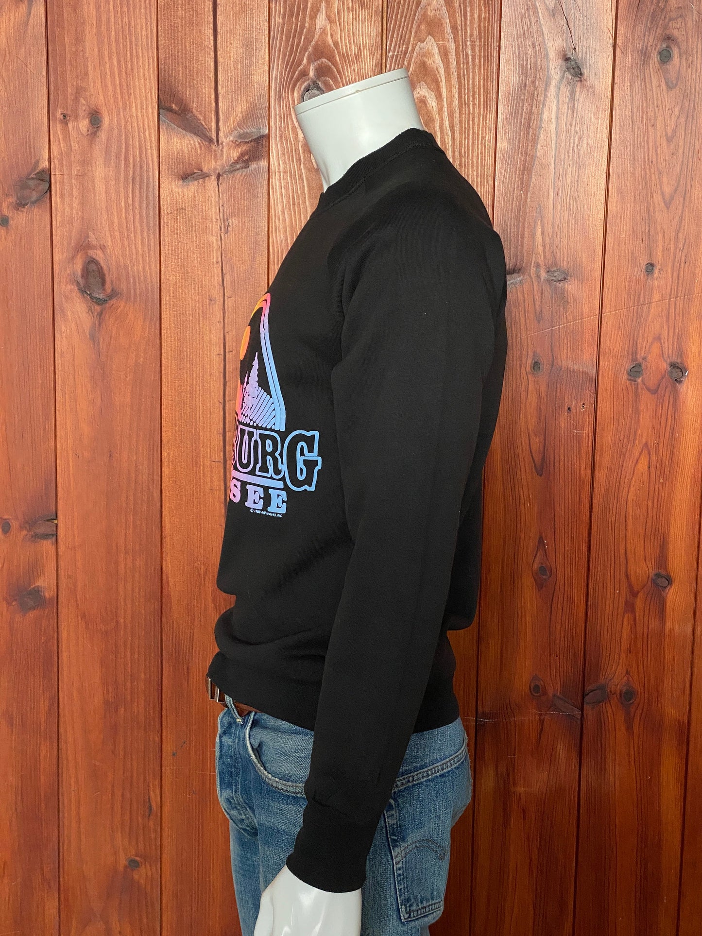 Large. 80s Vintage sweatshirt Made In USA