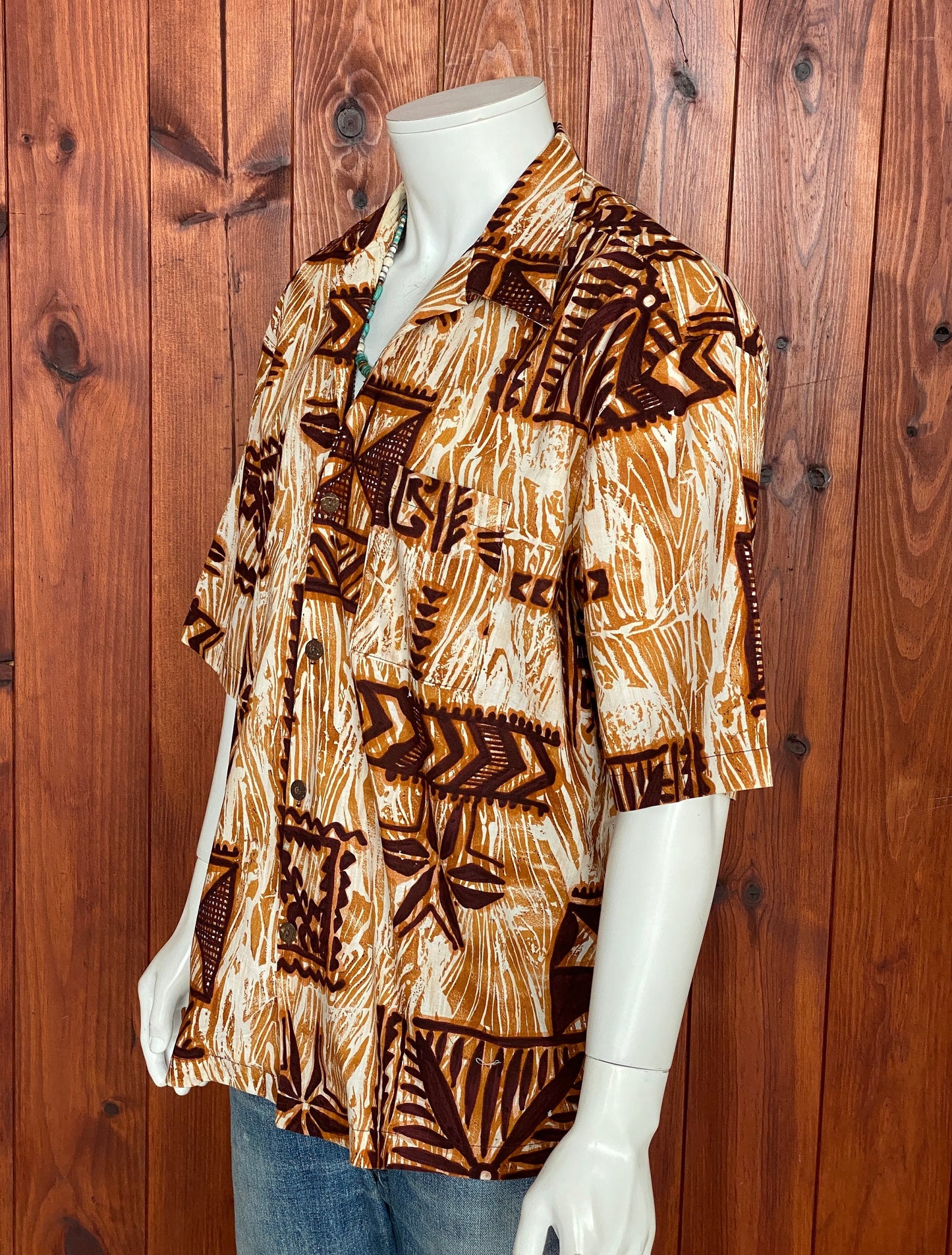 Oversized Medium Size Vintage 90s Hawaiian Cotton Shirt - Retro Island Collectible