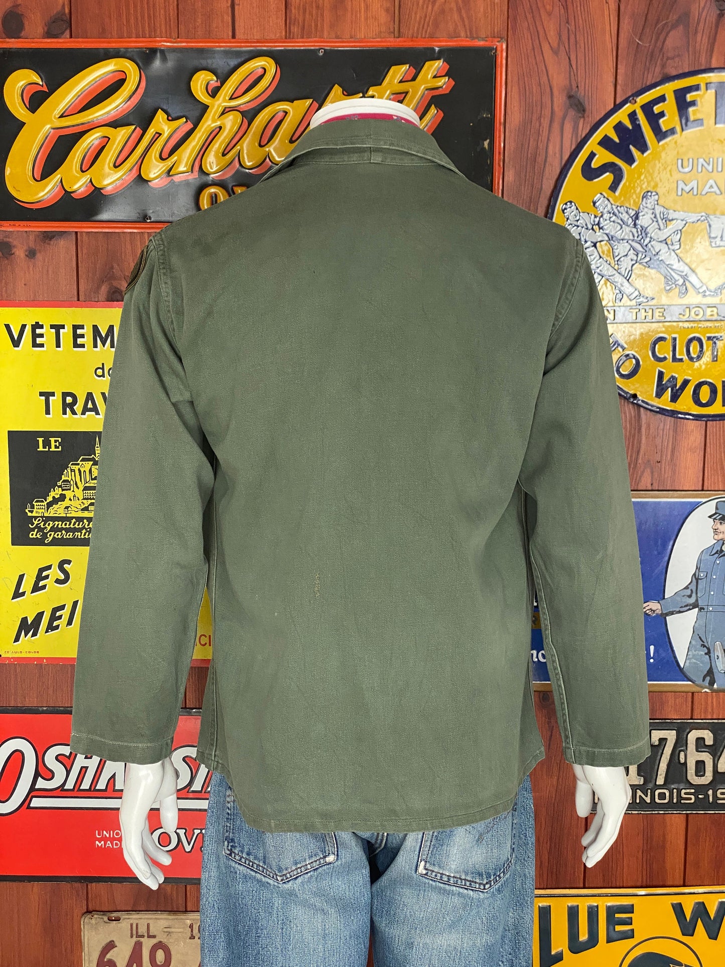 Medium Authentic 60s Vintage US Army Vietnam War Era OG-107 Fatigue Shirt | Military Collectible