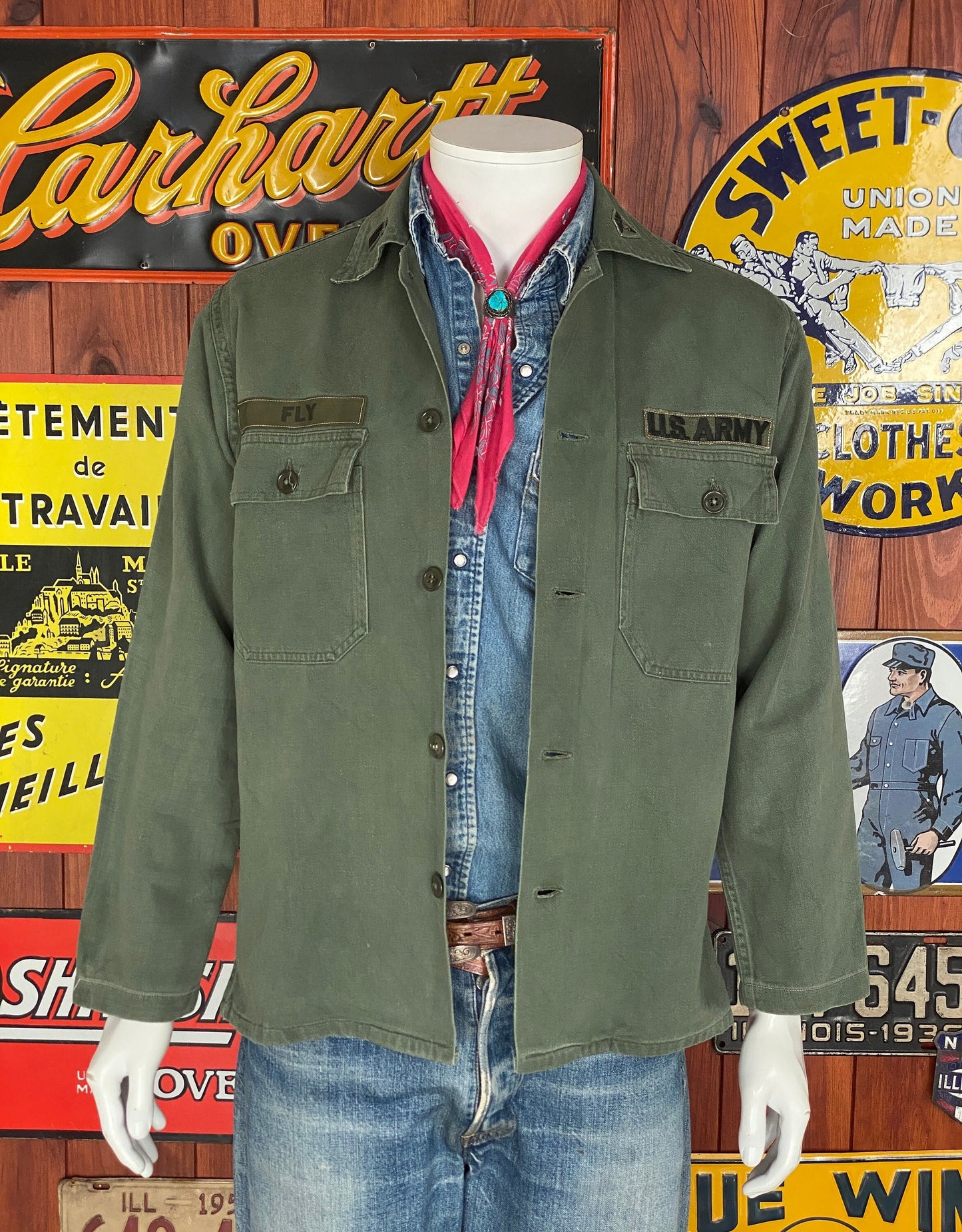 Medium Authentic 60s Vintage US Army Vietnam War Era OG-107 Fatigue Shirt | Military Collectible