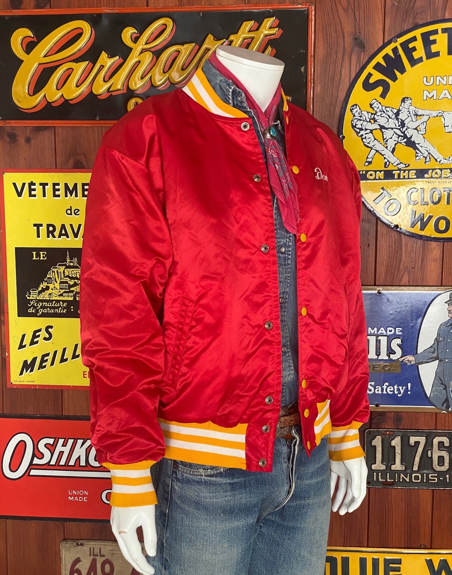 Vintage 1985 Soccer Satin Jacket - Size Large | Retro Athletic Style