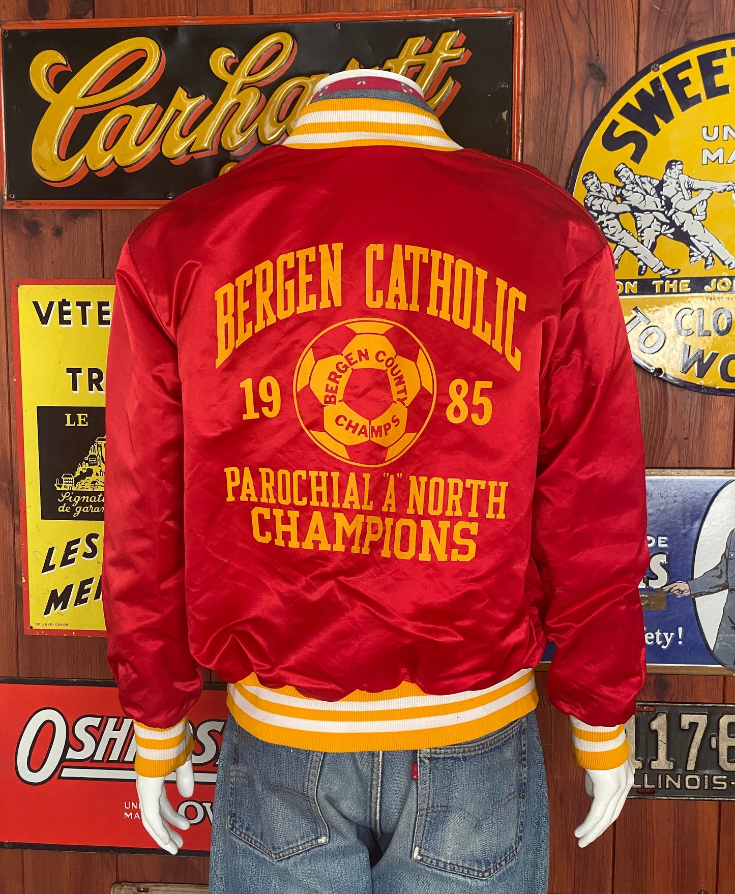 Vintage 1985 Soccer Satin Jacket - Size Large | Retro Athletic Style