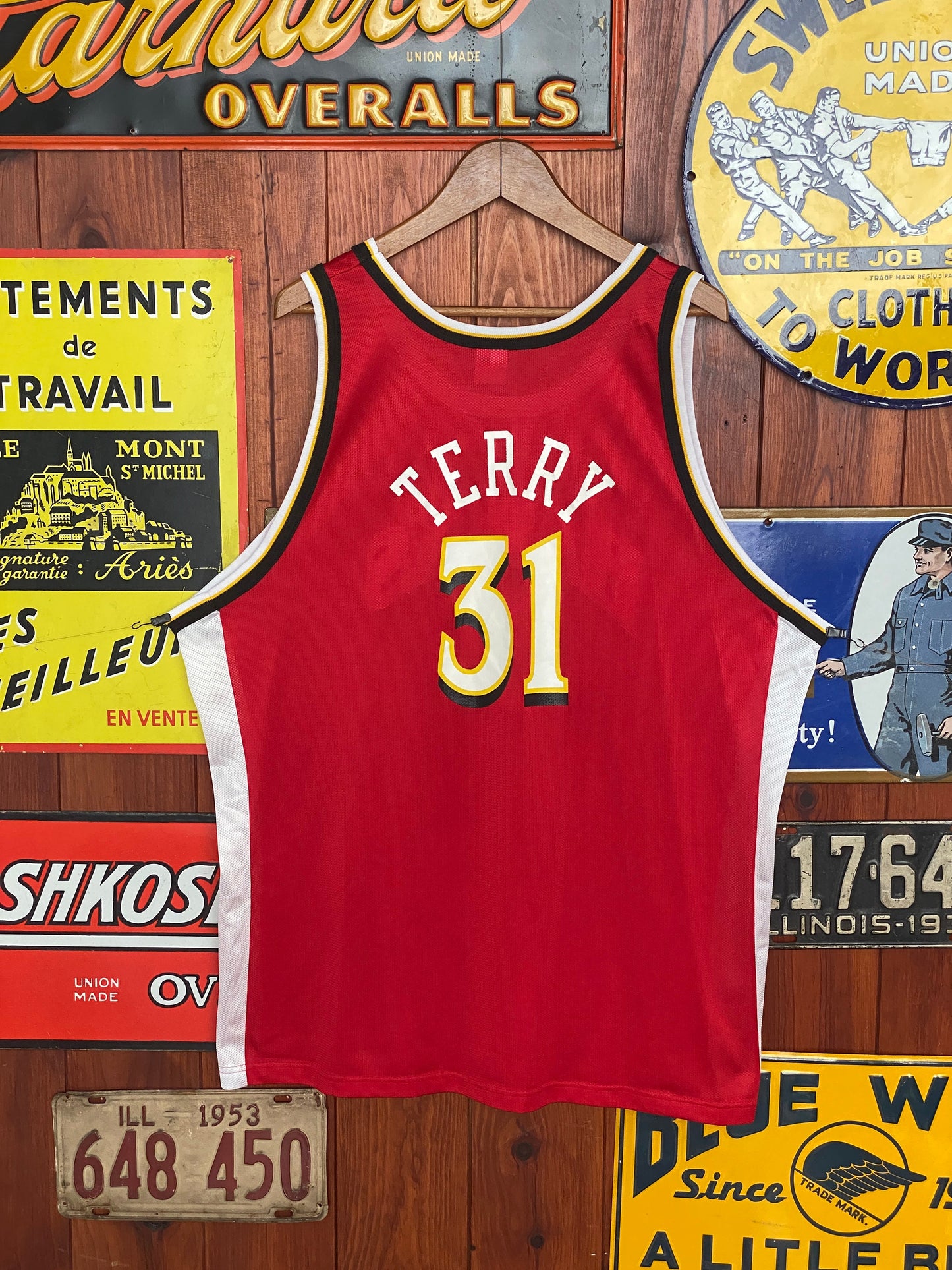 Size 52. Vintage 90s Hawks NBA jersey, Player Terry #31 Made by Champion