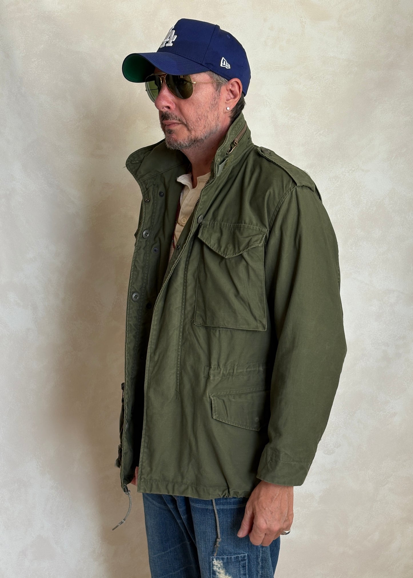 Small Regular – Authentic 1980 US Army M-65 Field Jacket Military by John Ownbey