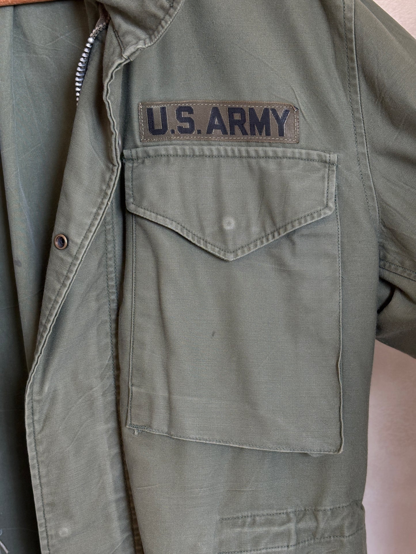 Small Regular – Authentic 1967 US Army M-65 Field Jacket Military