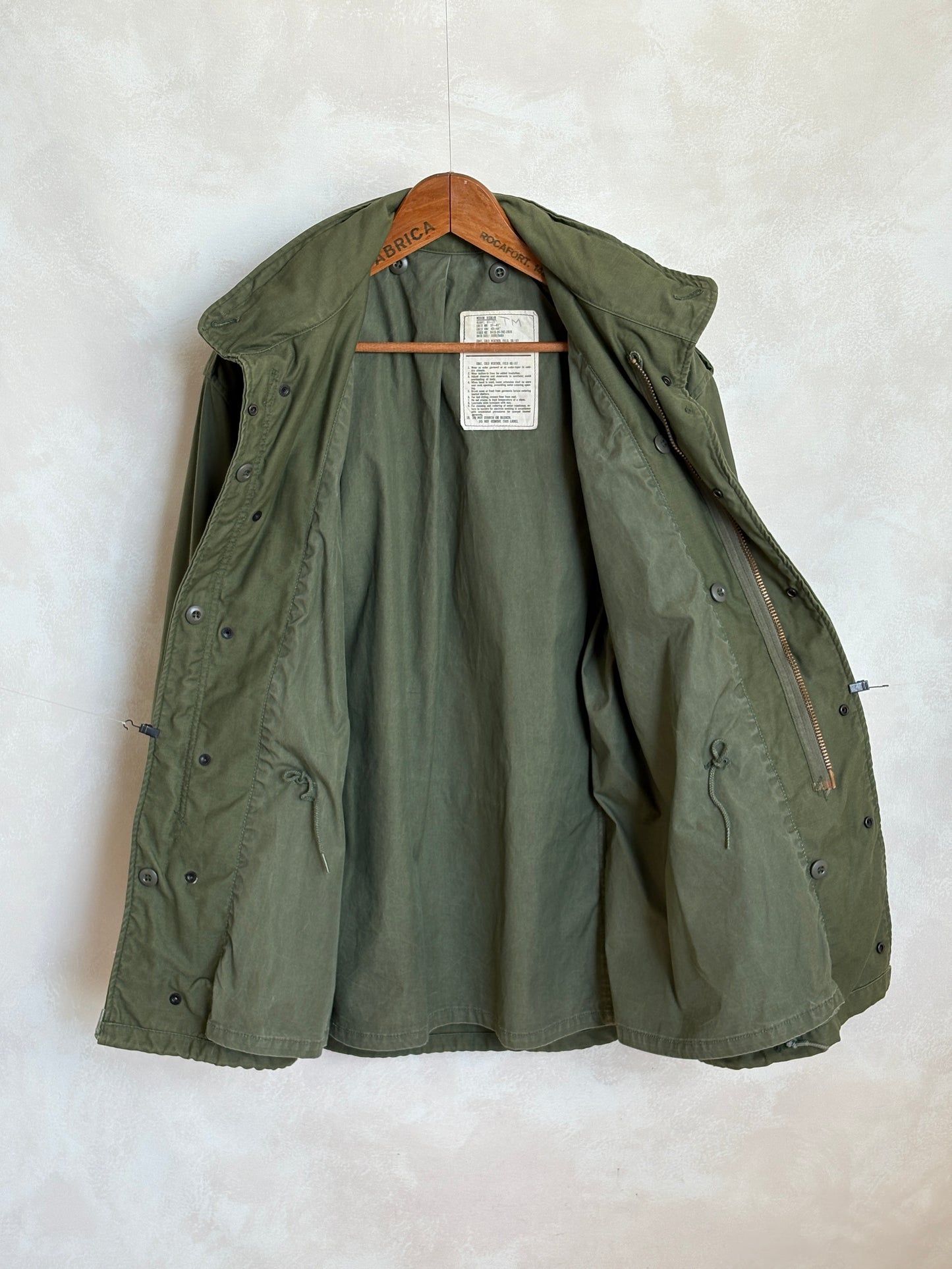 Medium Reg. Authentic 1980 US Army M-65 field jacket Military- Made by John Ownbey