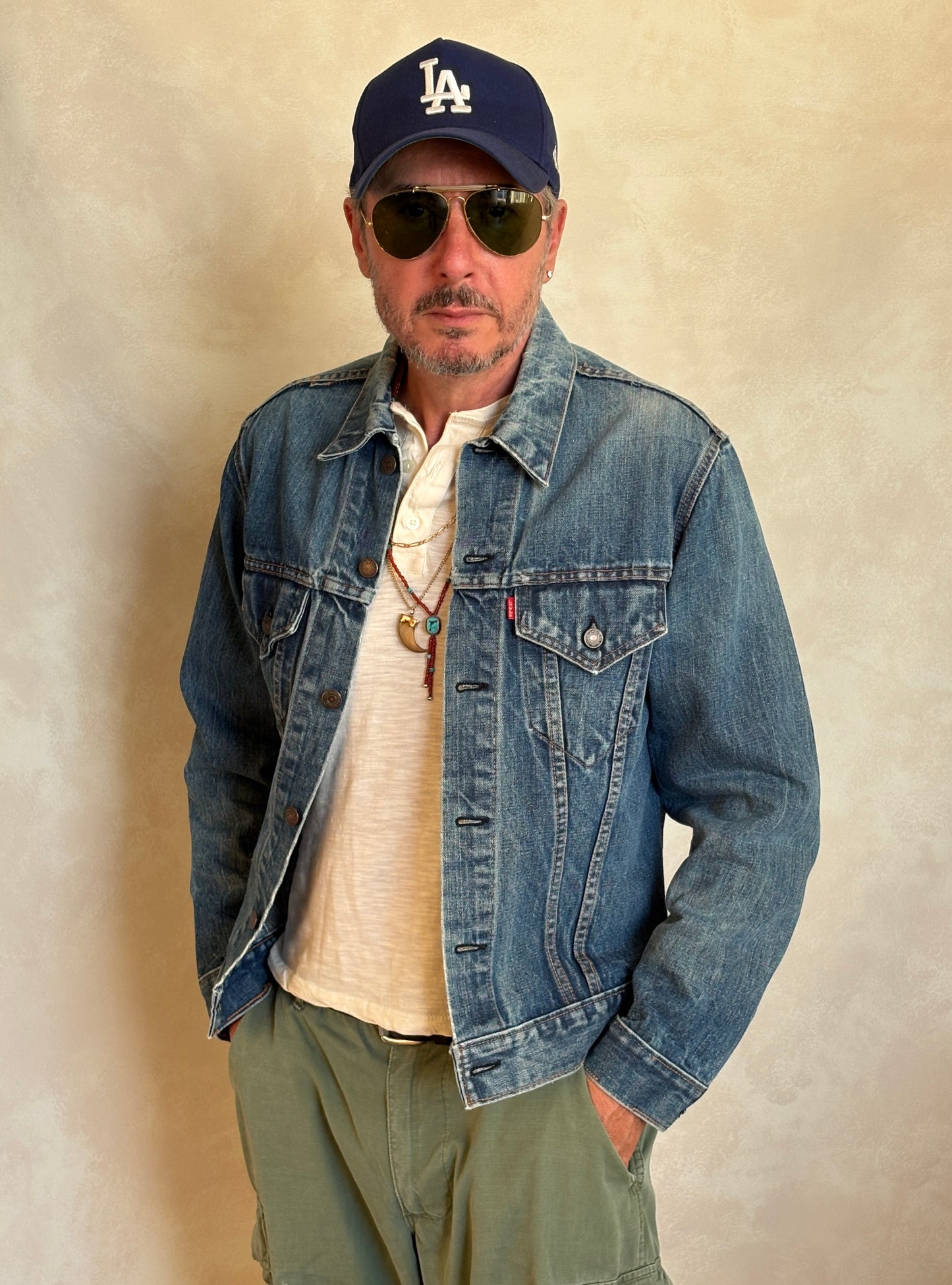 Size 42US / 52EU. Vintage late 70s 70505 Levis 2 pockets made in USA