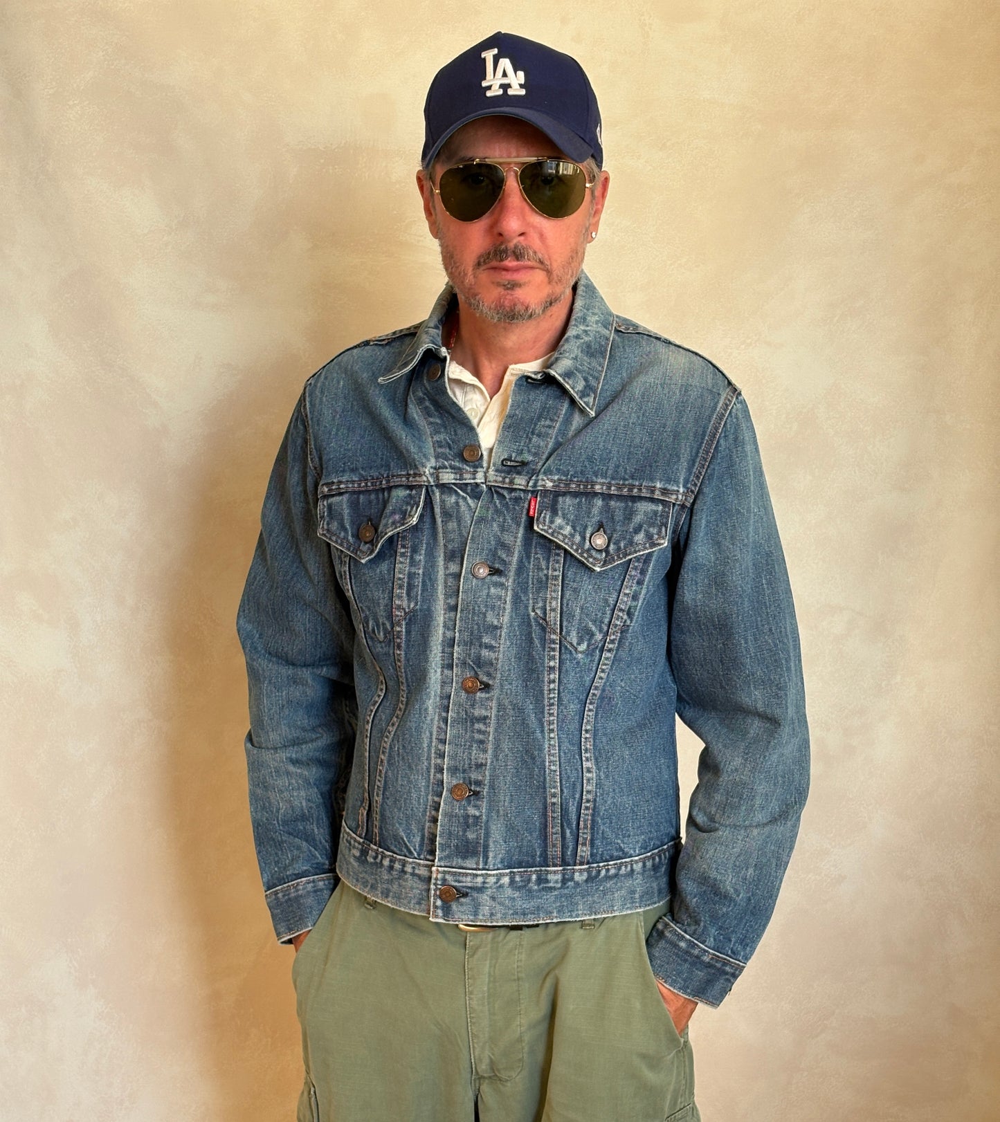 Size 42US / 52EU. Vintage late 70s 70505 Levis 2 pockets made in USA