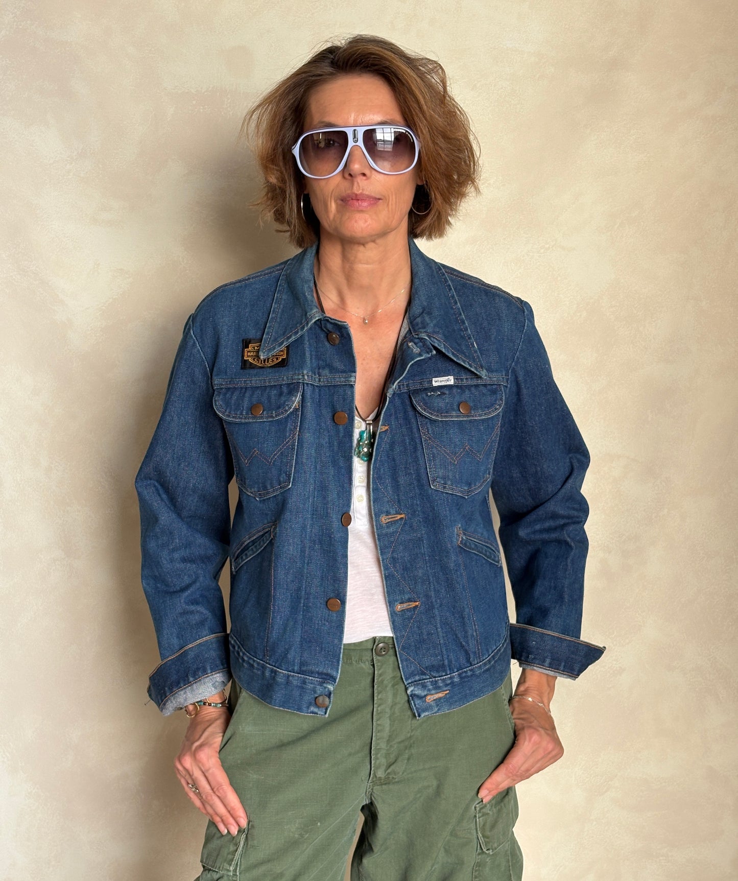 Size 36US / 46EU . Vintage 80s Wrangler Denim Jacket – 4 Pockets – Made in USA -Harley patch-