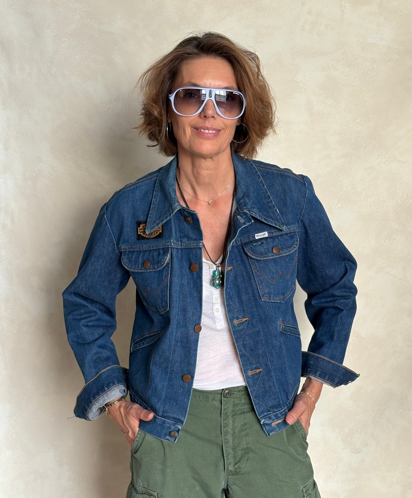 Size 36US / 46EU . Vintage 80s Wrangler Denim Jacket – 4 Pockets – Made in USA -Harley patch-