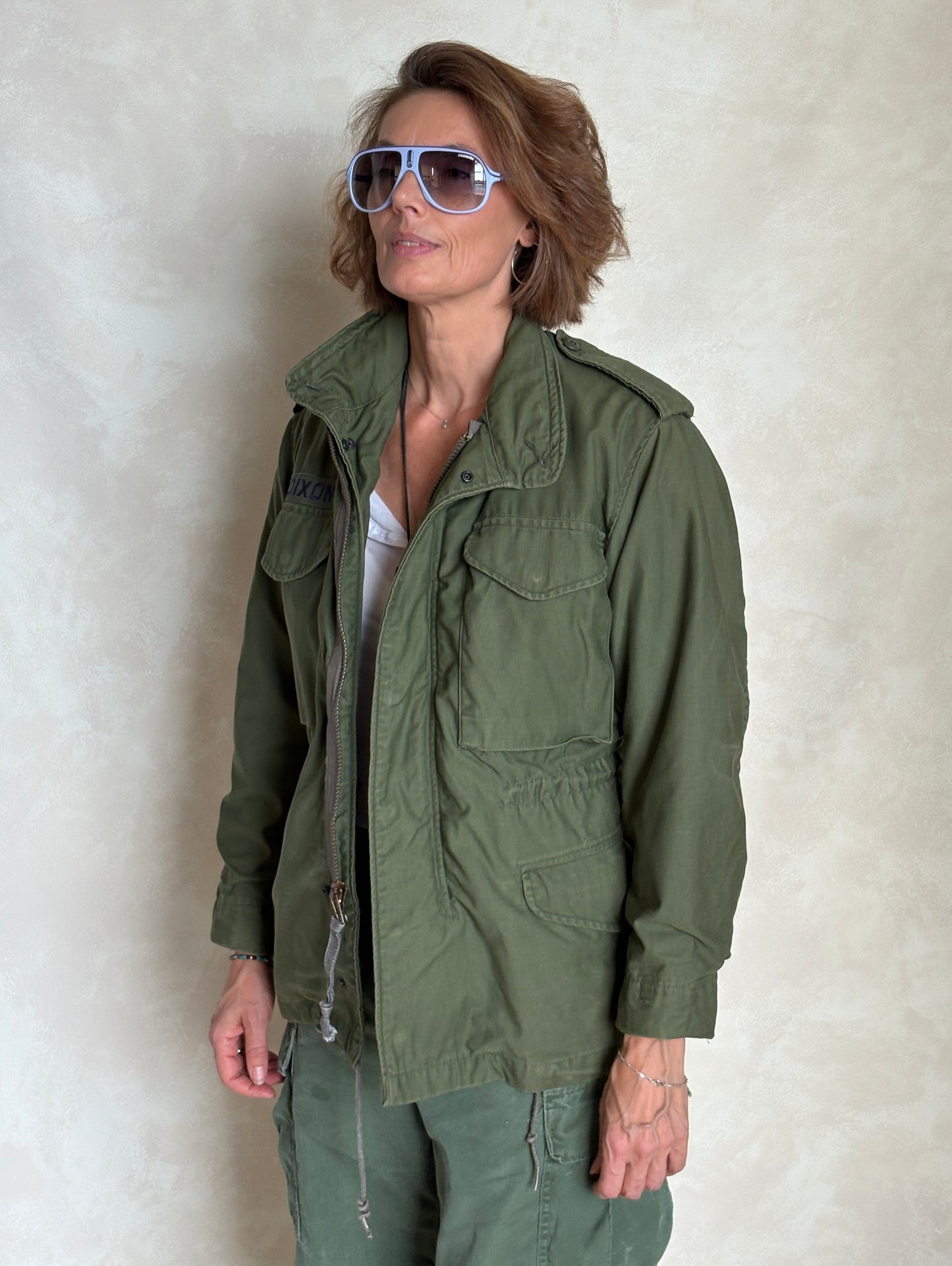 X Small Short. Authentic 1982 US Army M-65 field jacket Military