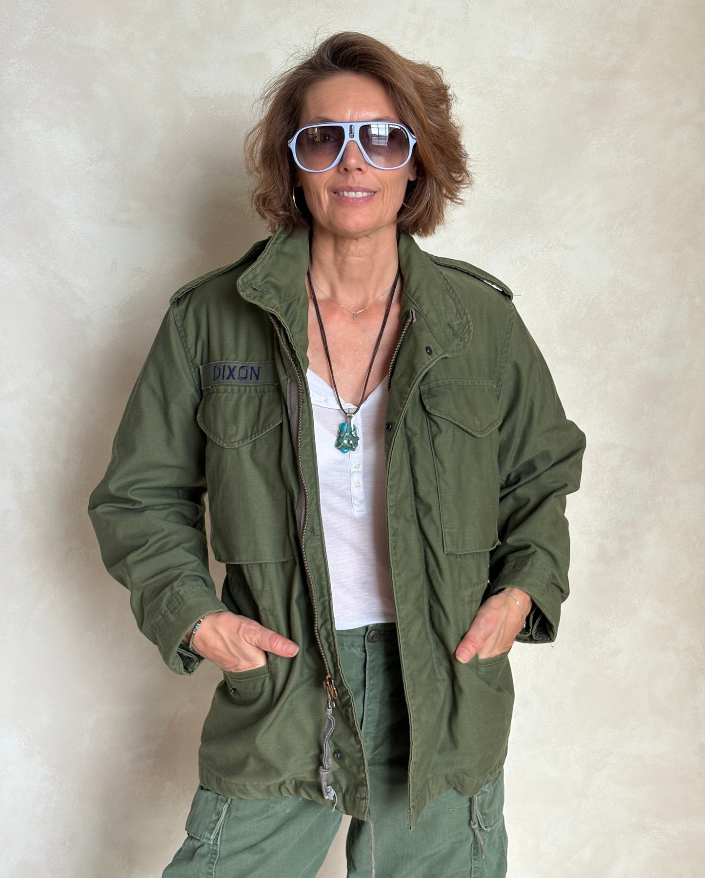 X Small Short. Authentic 1982 US Army M-65 field jacket Military