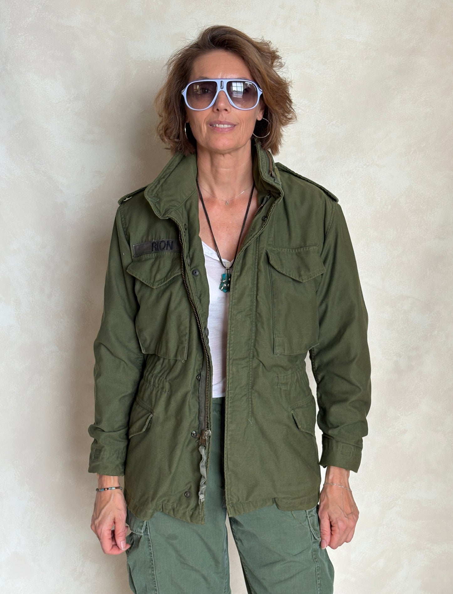 X Small Short. Authentic 1982 US Army M-65 field jacket Military