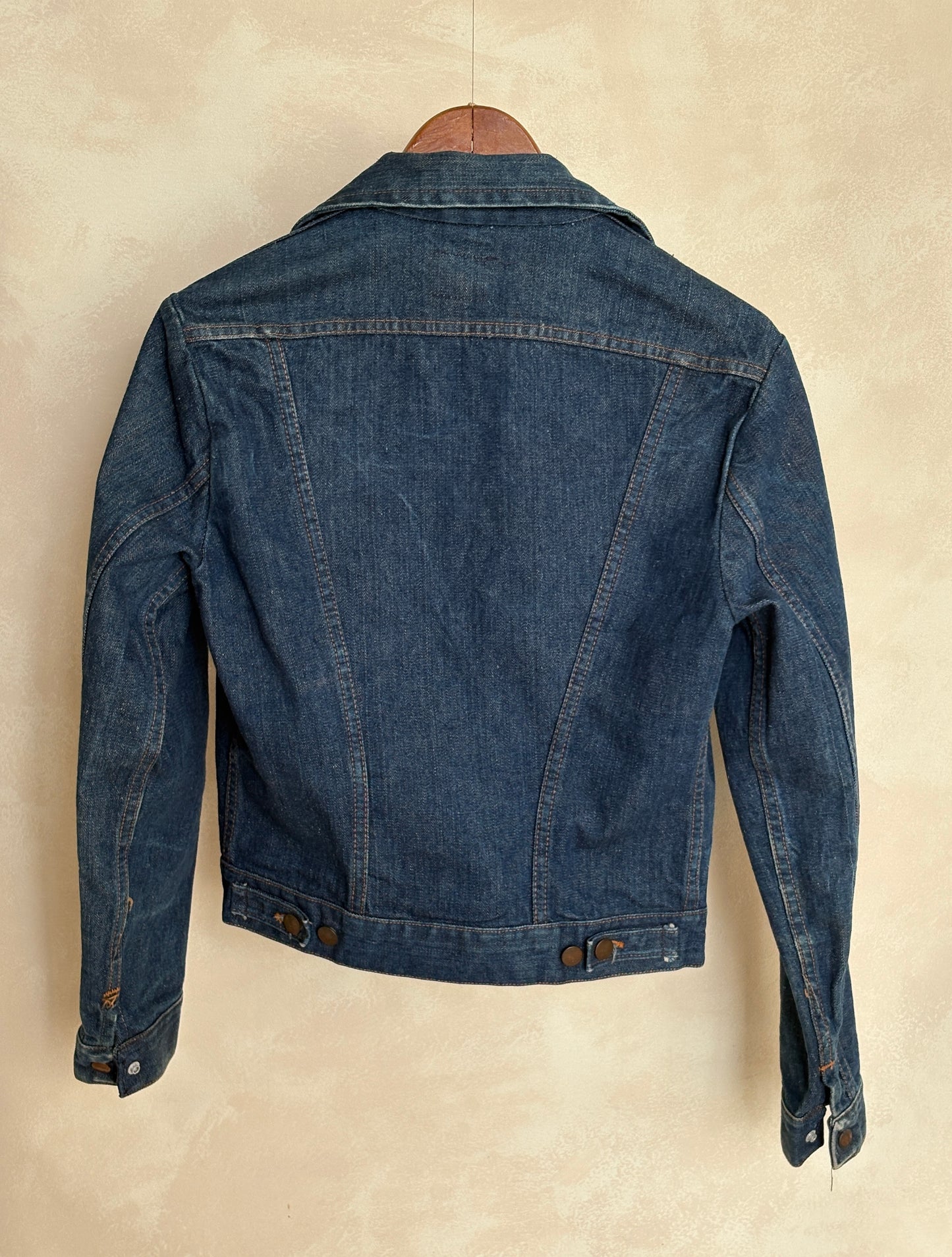 Size 36US / 46EU . Vintage 70s Wrangler Denim Jacket – 4 Pockets – Made in USA