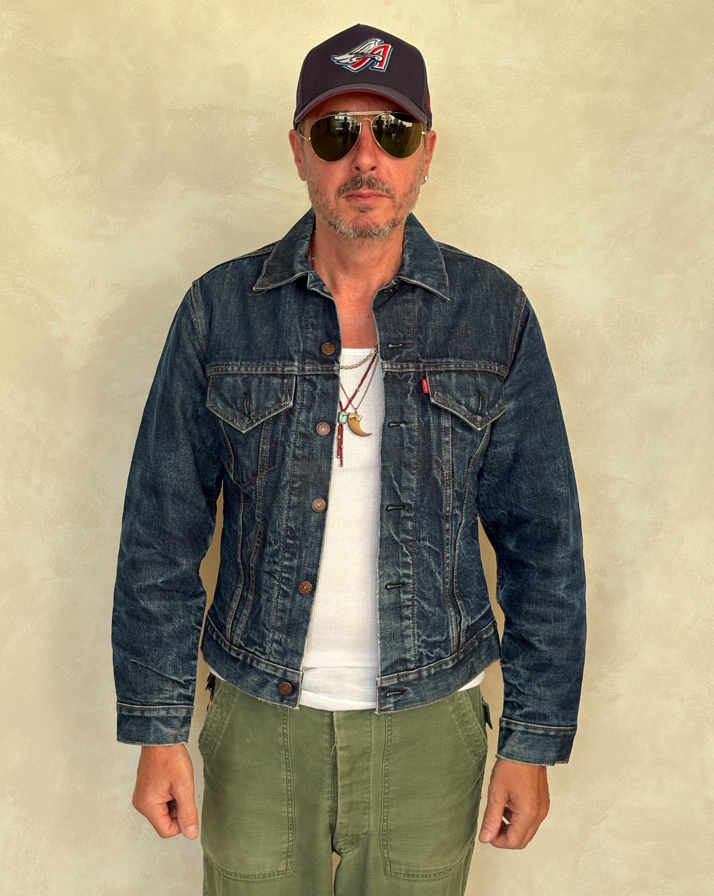 Size 38US / 48EU. Levis 70505 –  Vintage Early 70s 2 pocket Levi’s lined Denim Jacket 70505 – Single Stitch, Made in USA